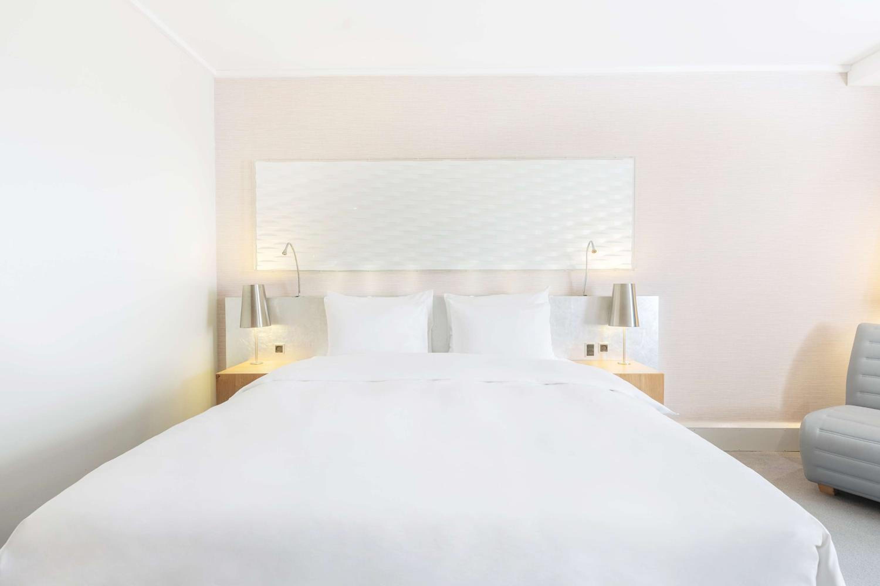 Superior Room with City View - High Floor