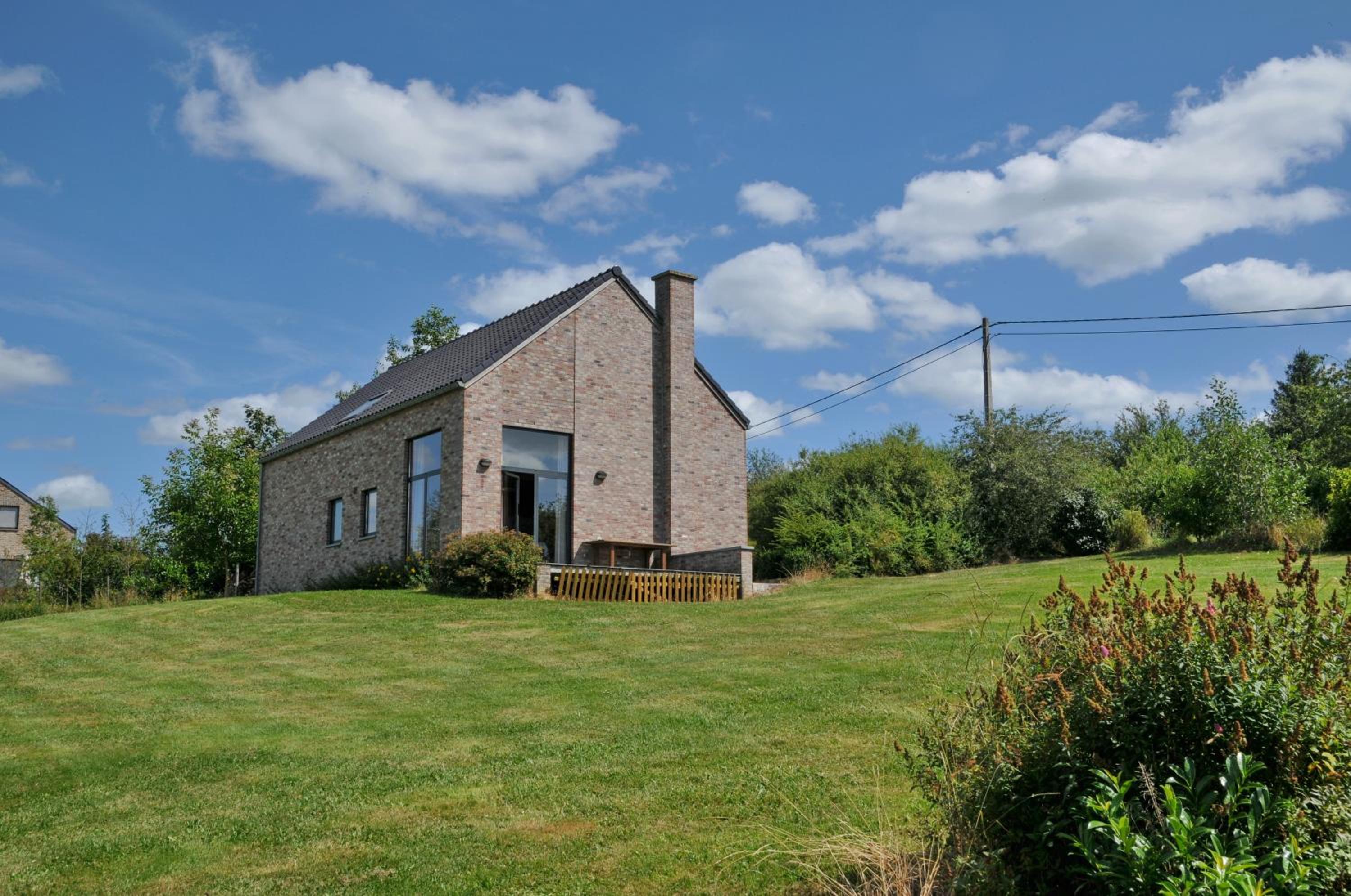 Four-Bedroom House photo 2