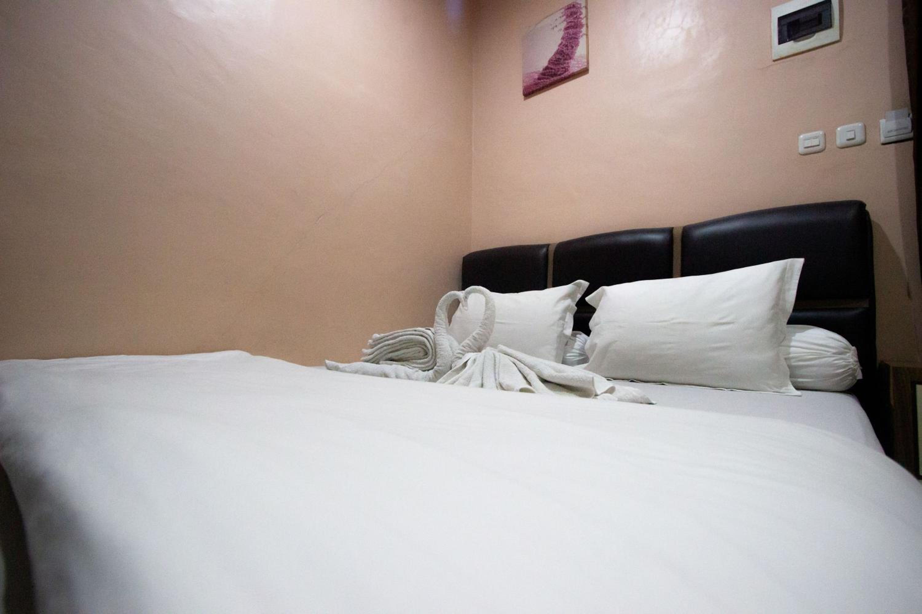 Deluxe Double Room - Photo 1