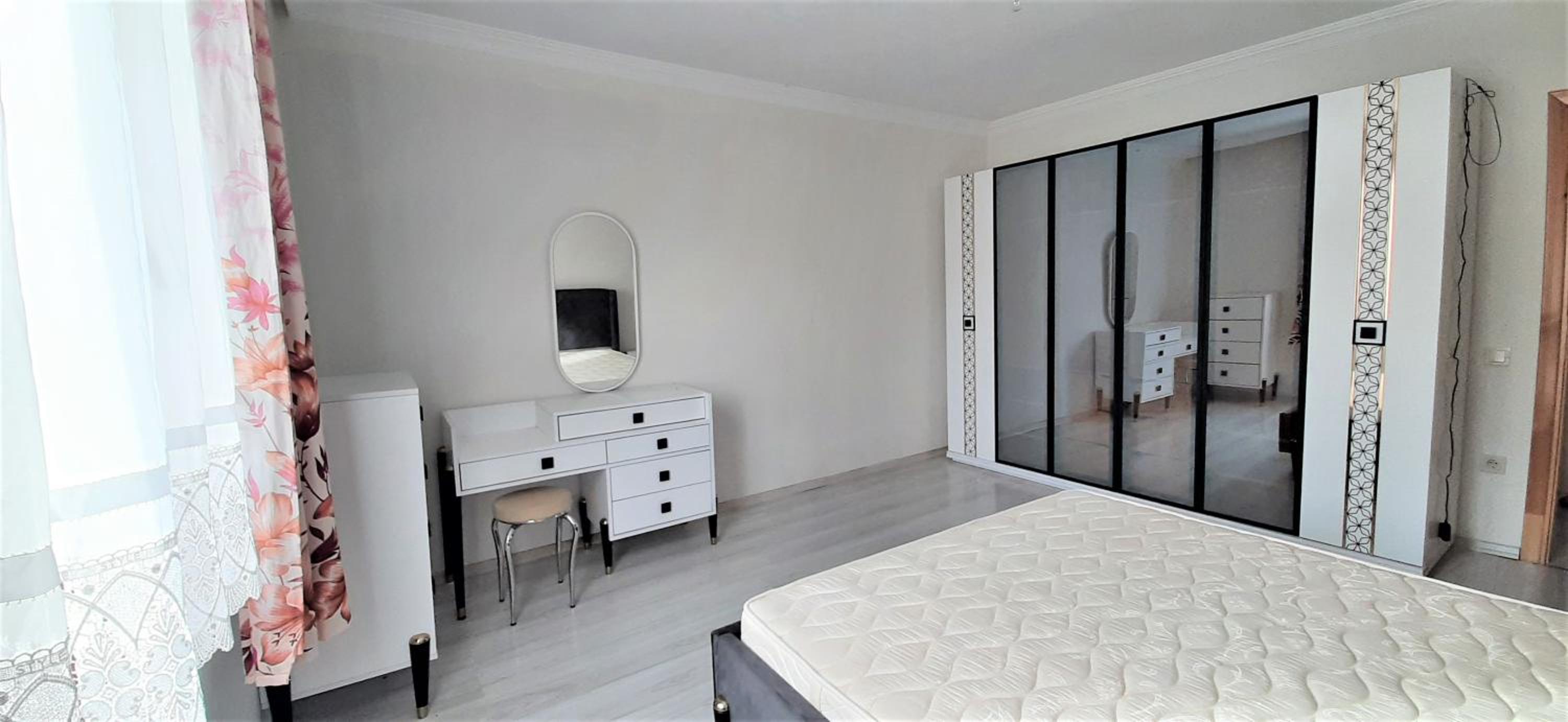 Three-Bedroom Apartment - Photo 37