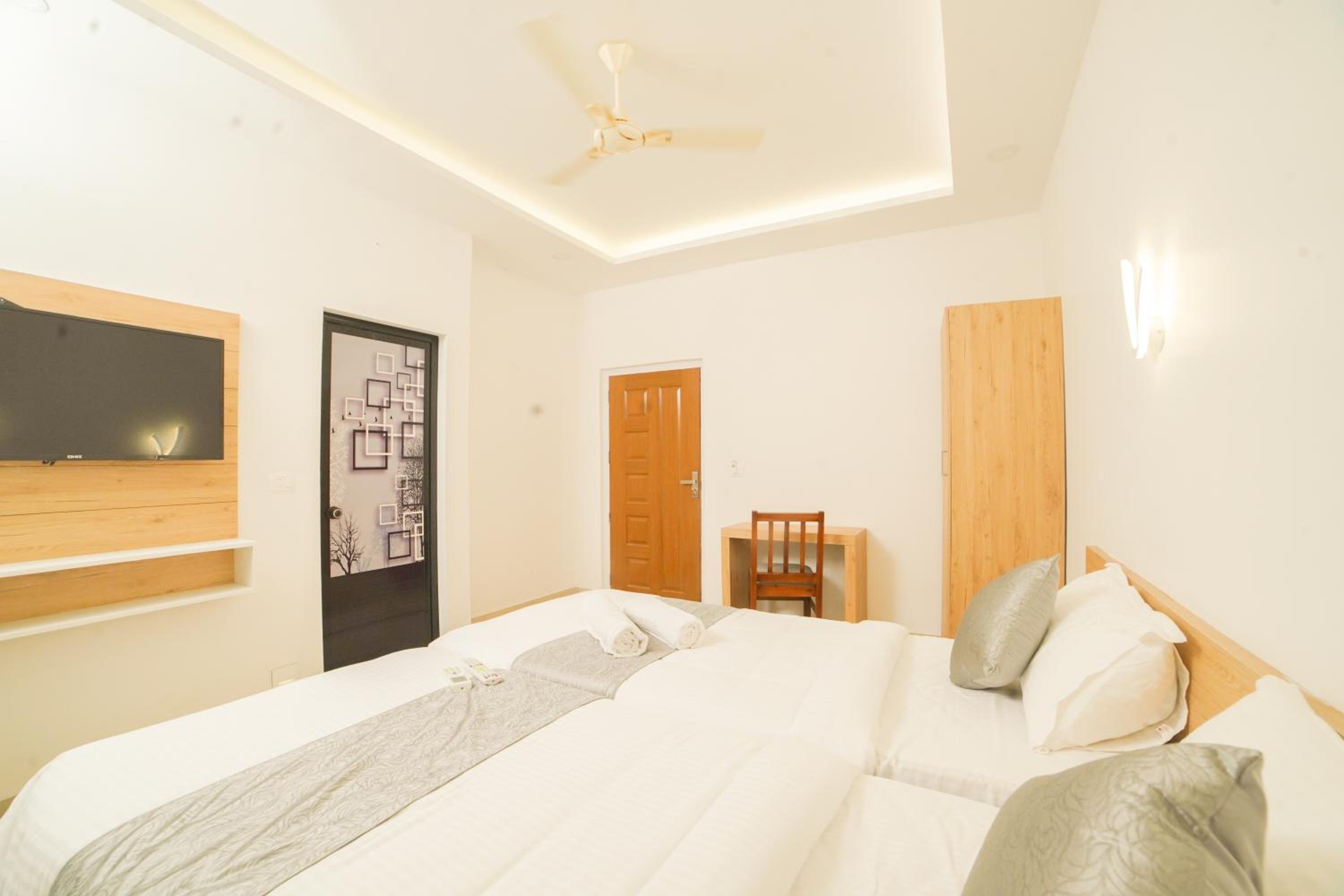 Deluxe Twin Room - Photo 5