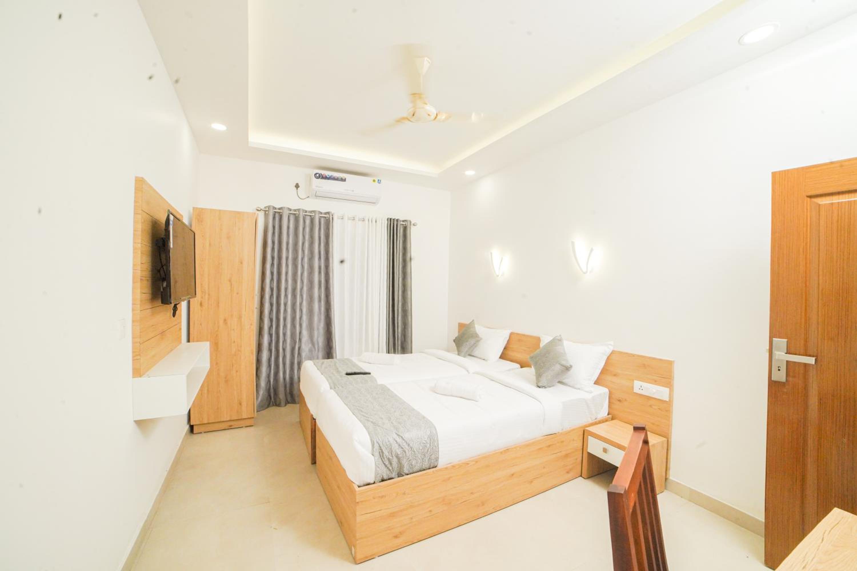 Deluxe Twin Room - Photo 1