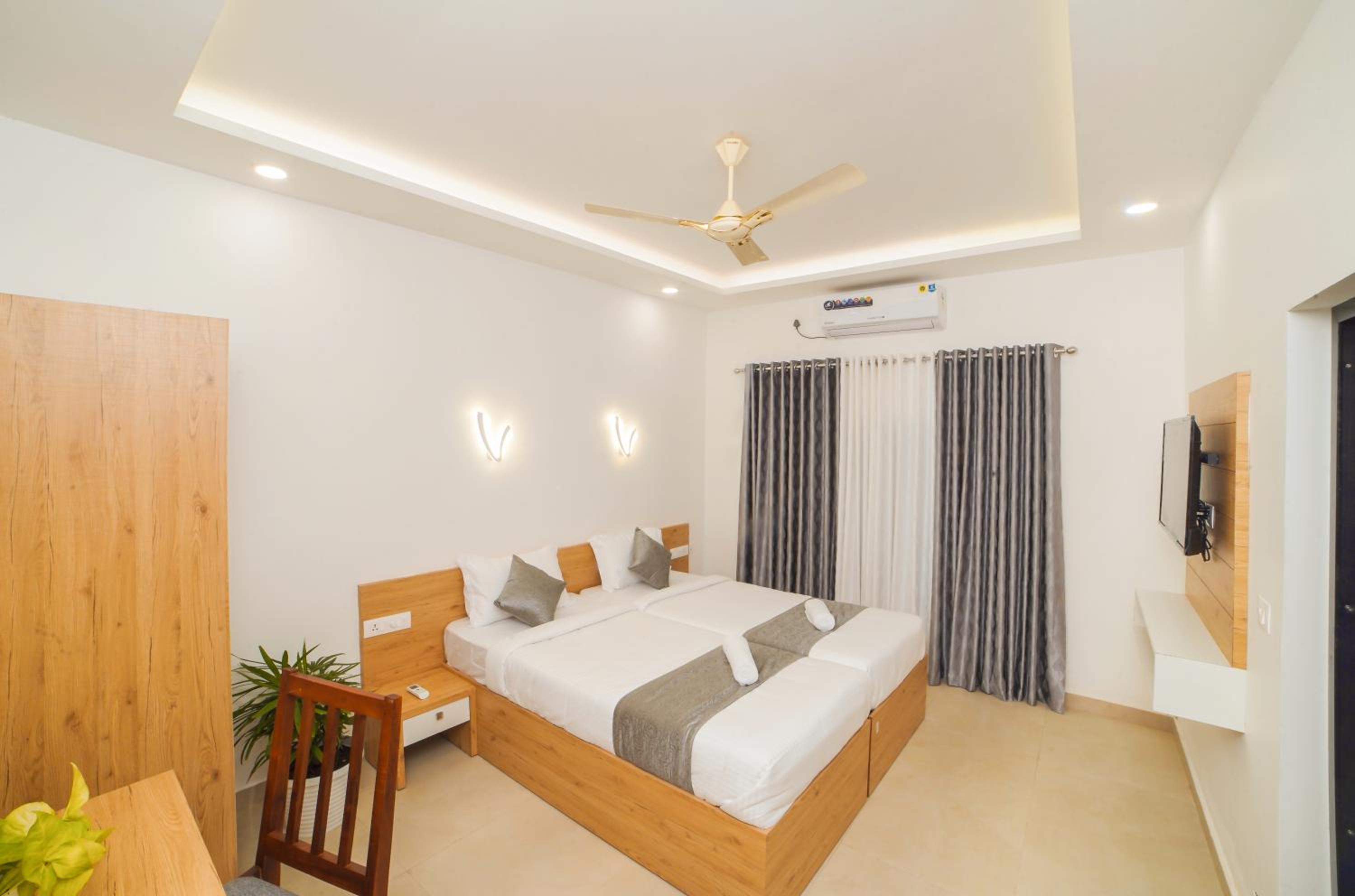 Deluxe Twin Room - Photo 2