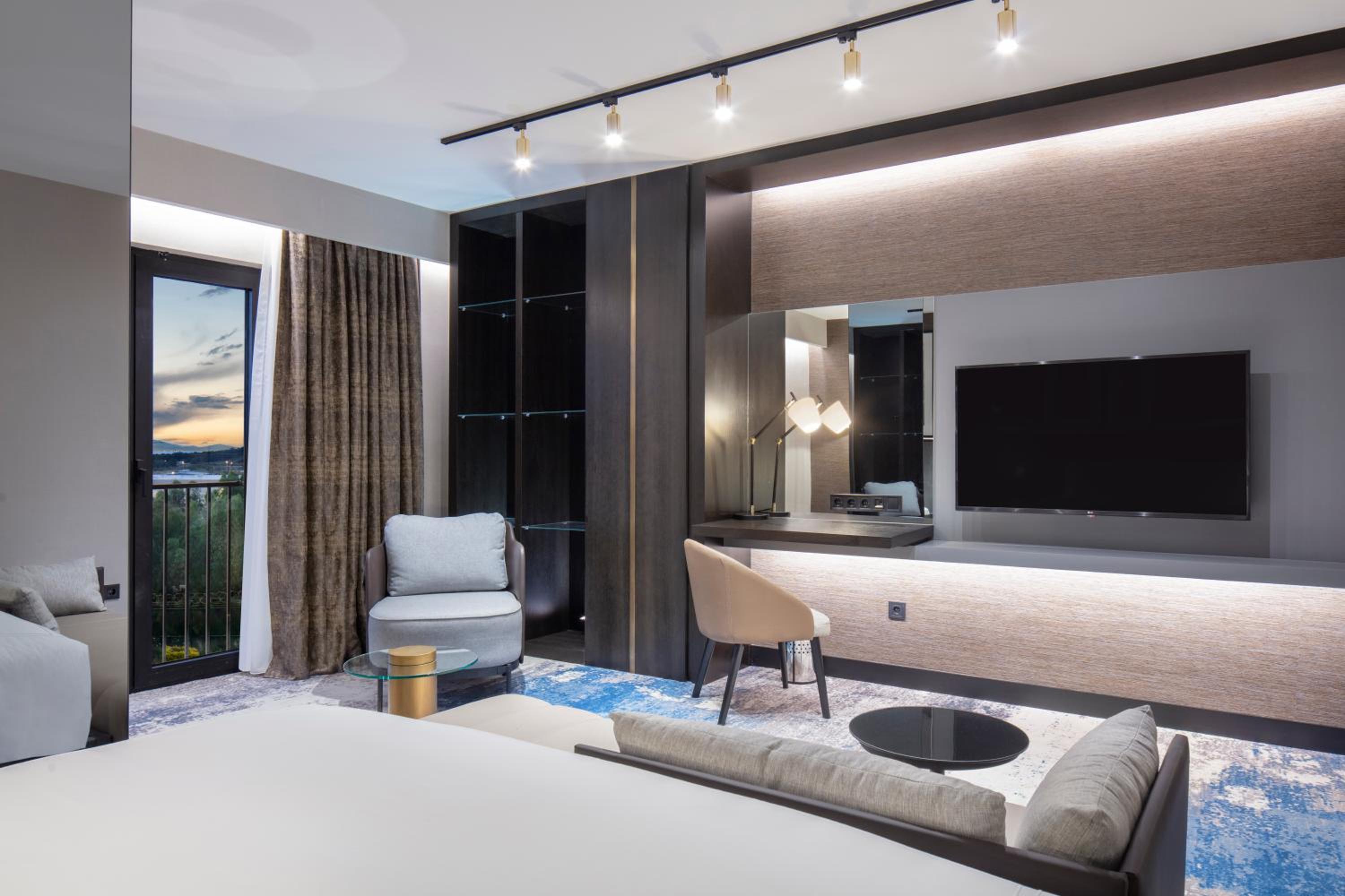 Junior Suite - Photo 2