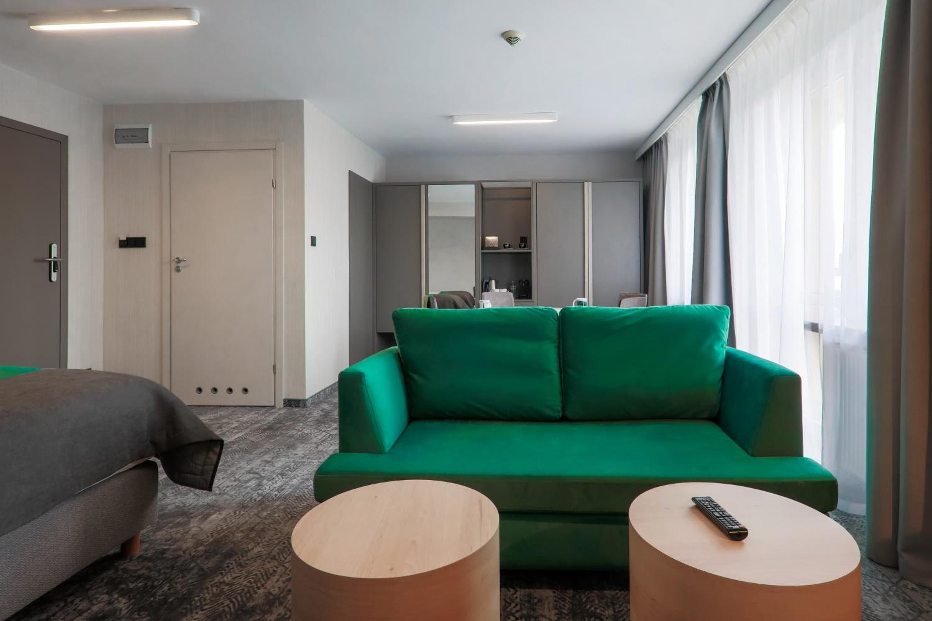 Deluxe Double or Twin Room with Balcony photo 2