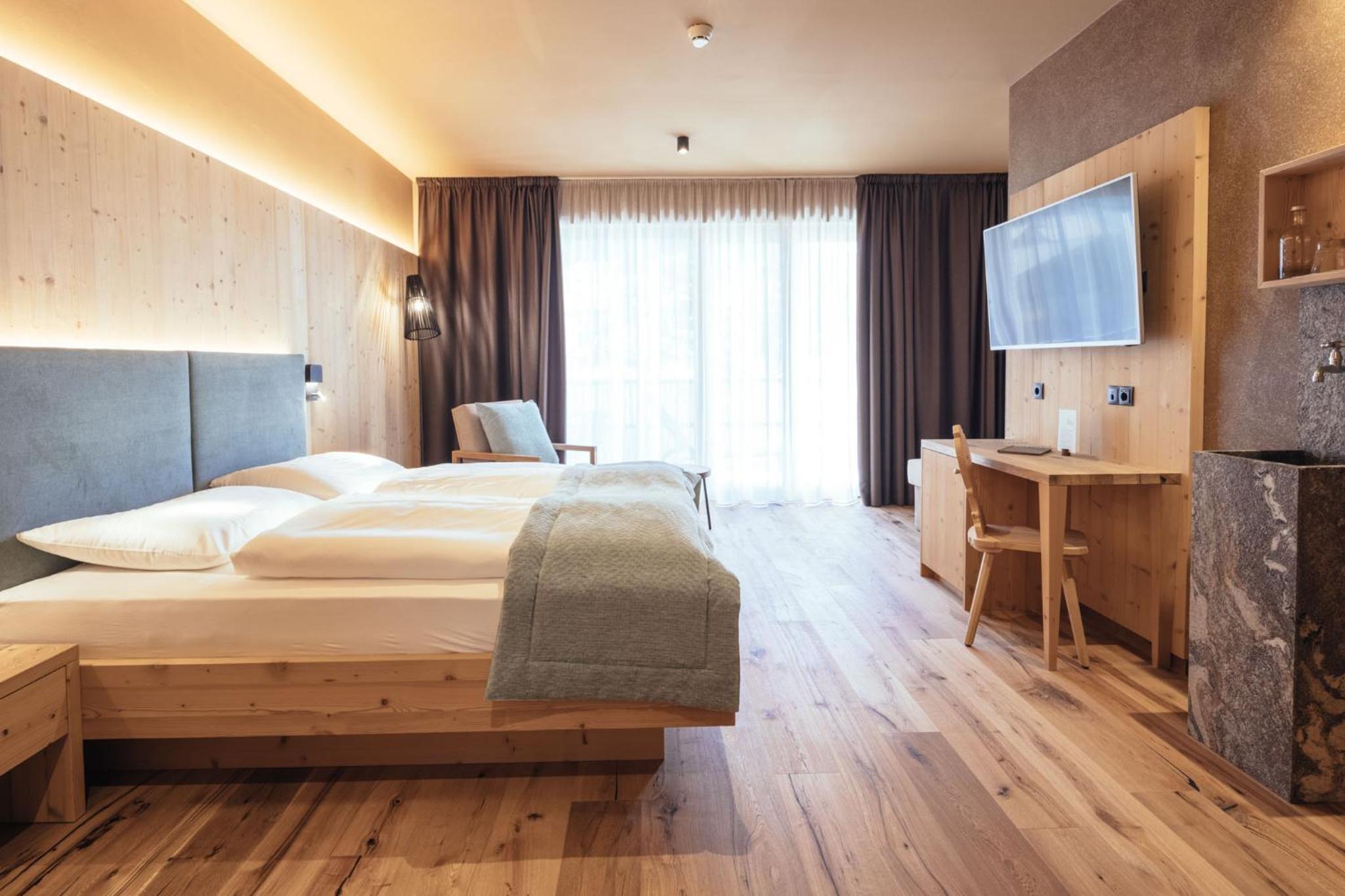 Deluxe Double Room - Photo 1