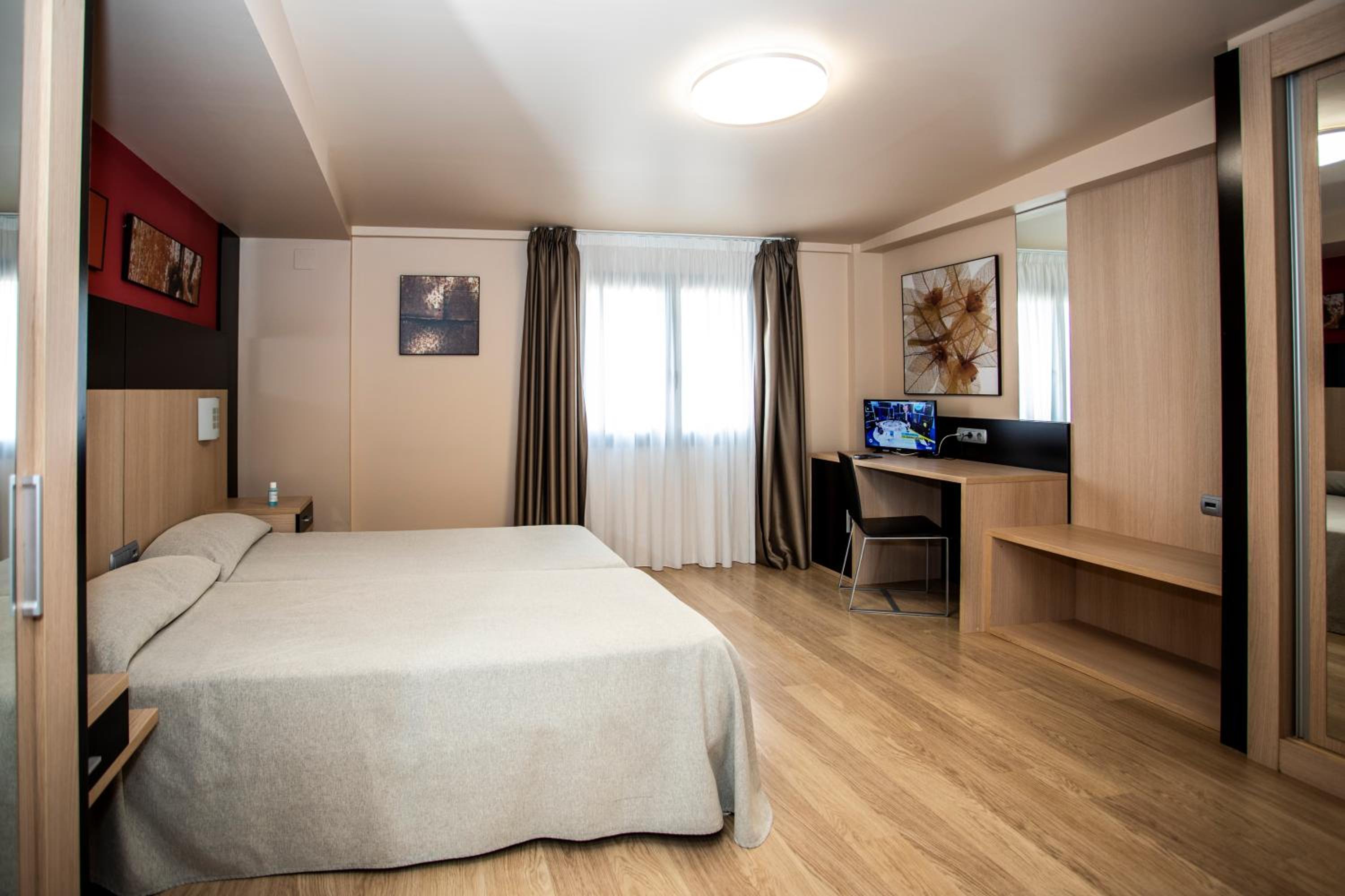 Executive Room photo 2