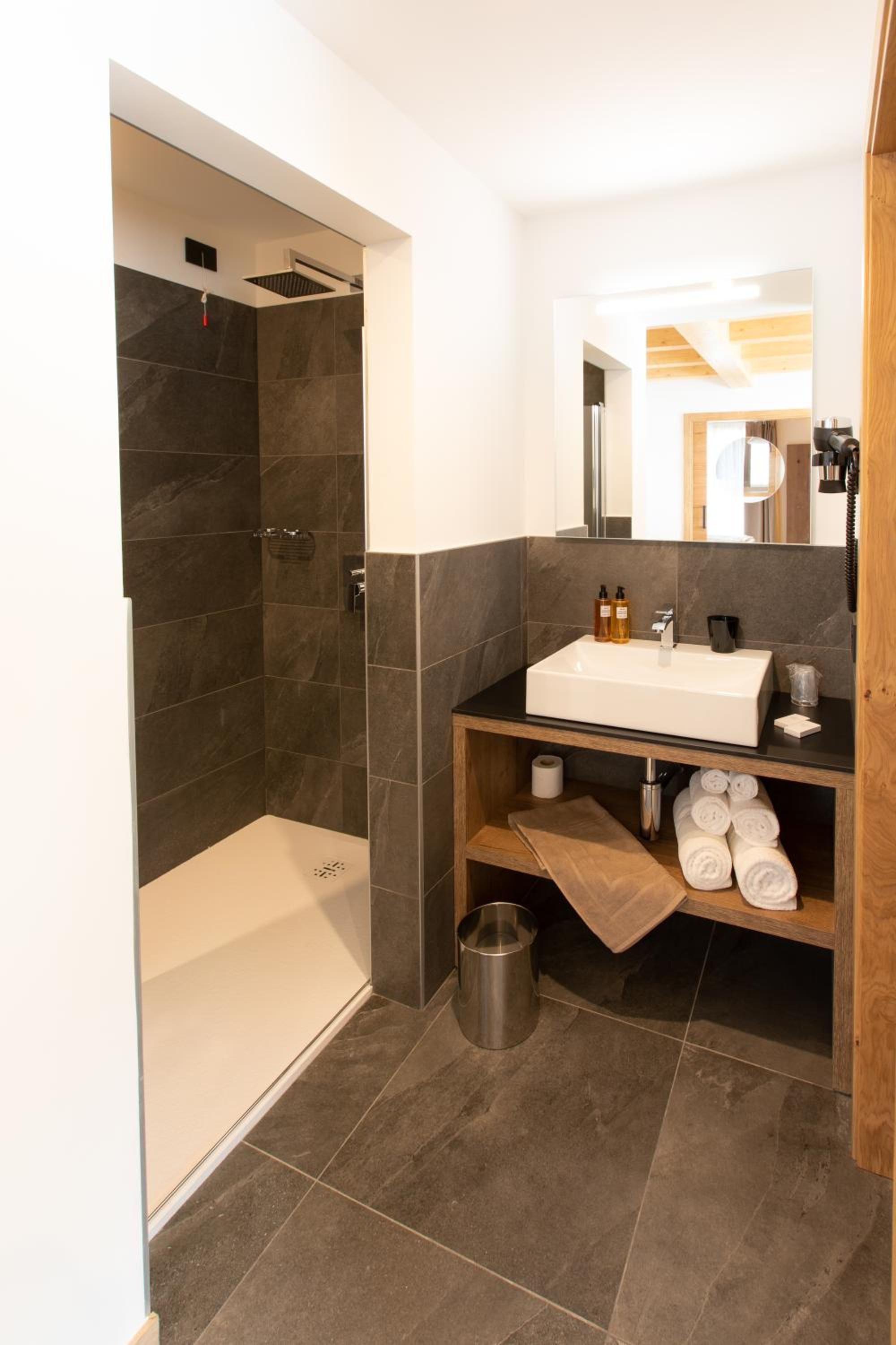 Comfort Quadruple Room - Photo 6