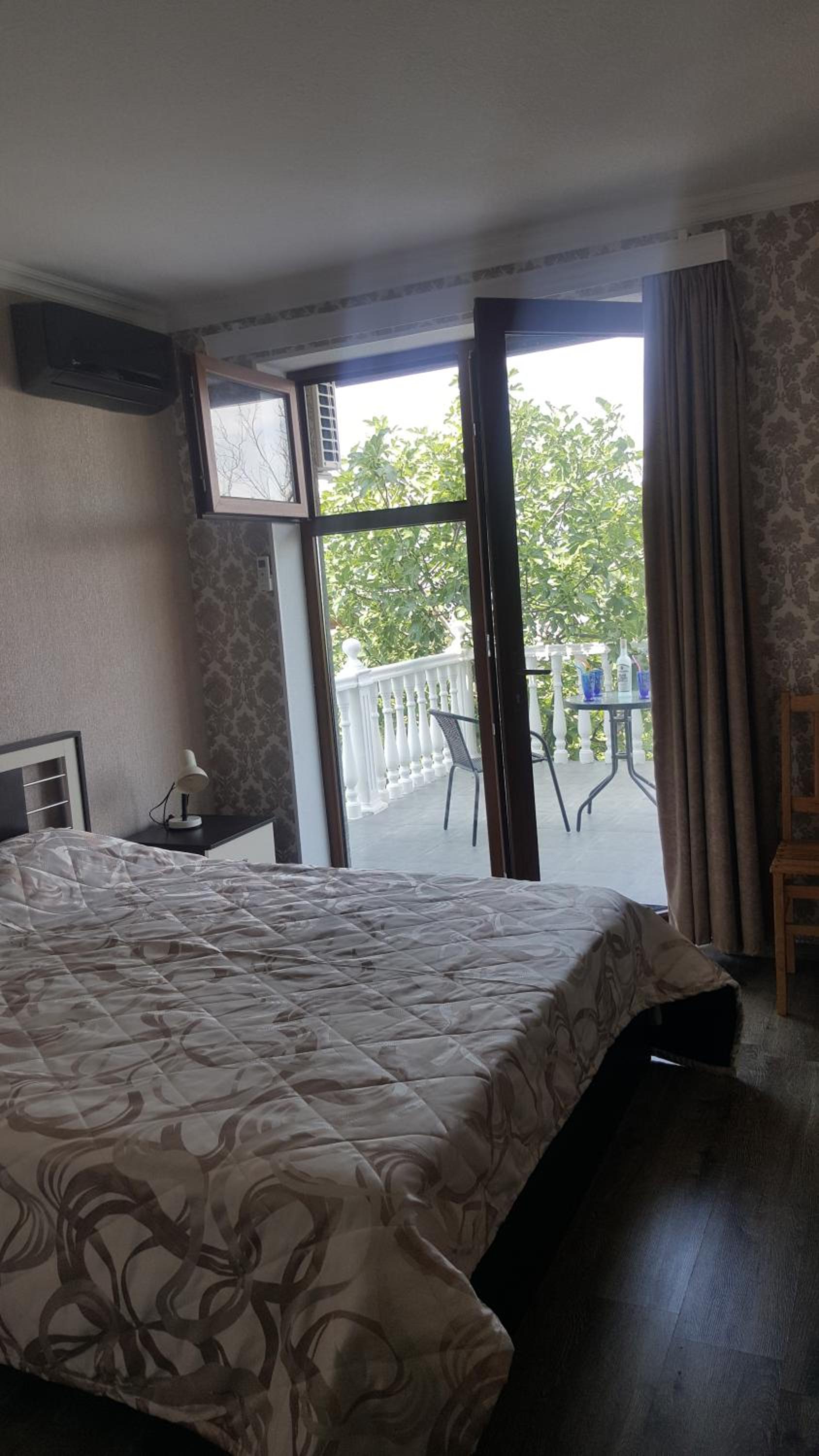 Deluxe Double Room with Balcony photo 1