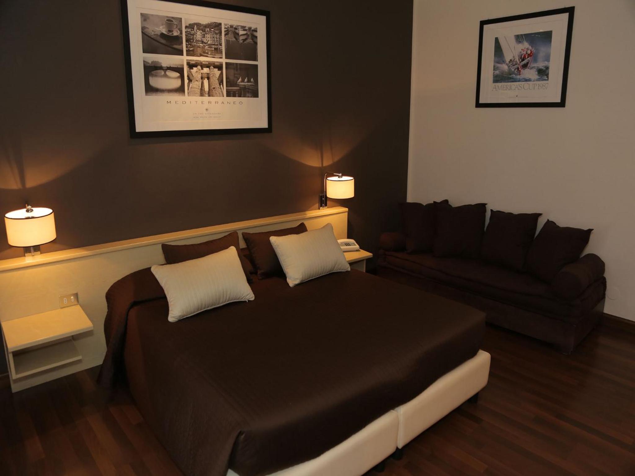 Triple Room with Balcony - Photo 1
