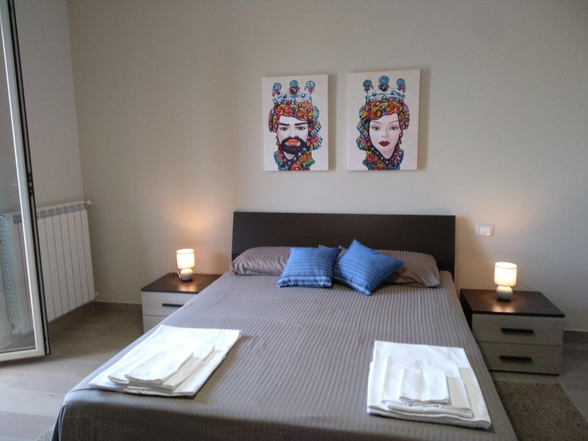 Three-Bedroom House - Photo 1