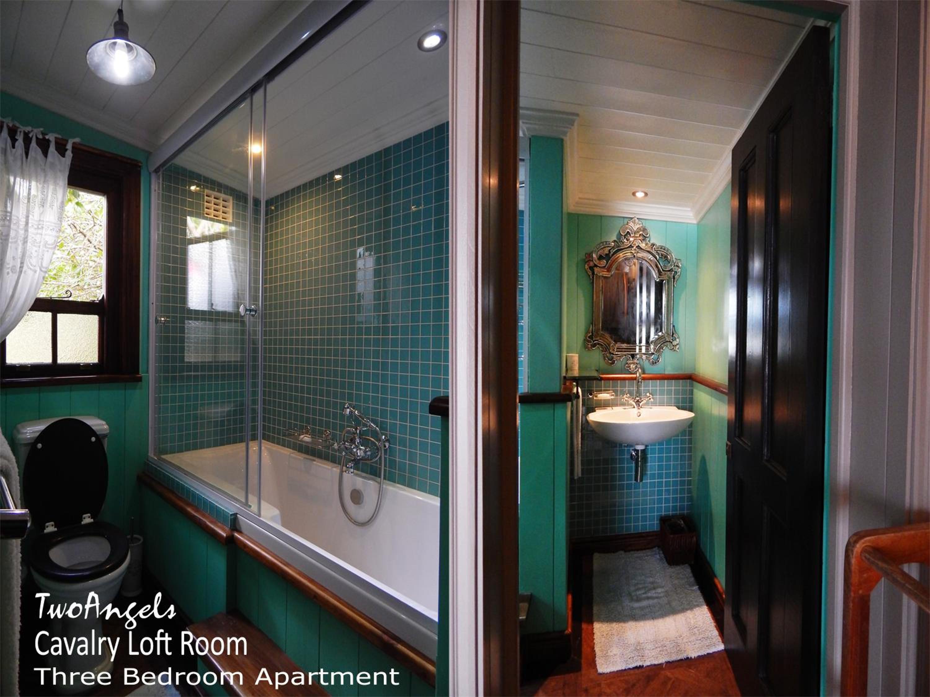 Luxury Apartment photo 2