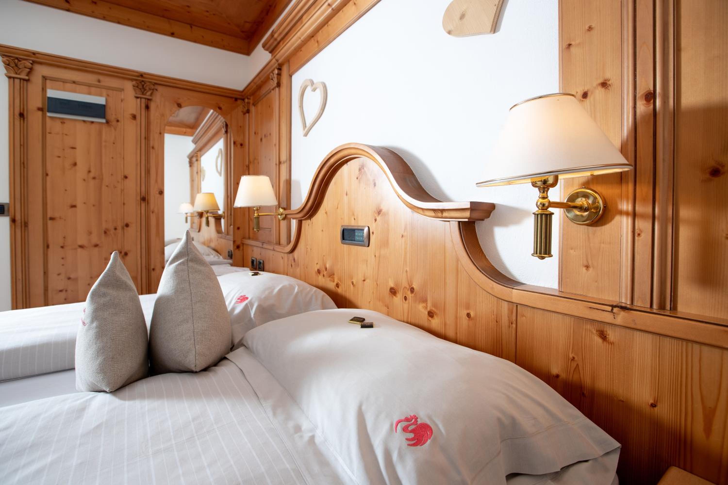Double or Twin Room photo 2
