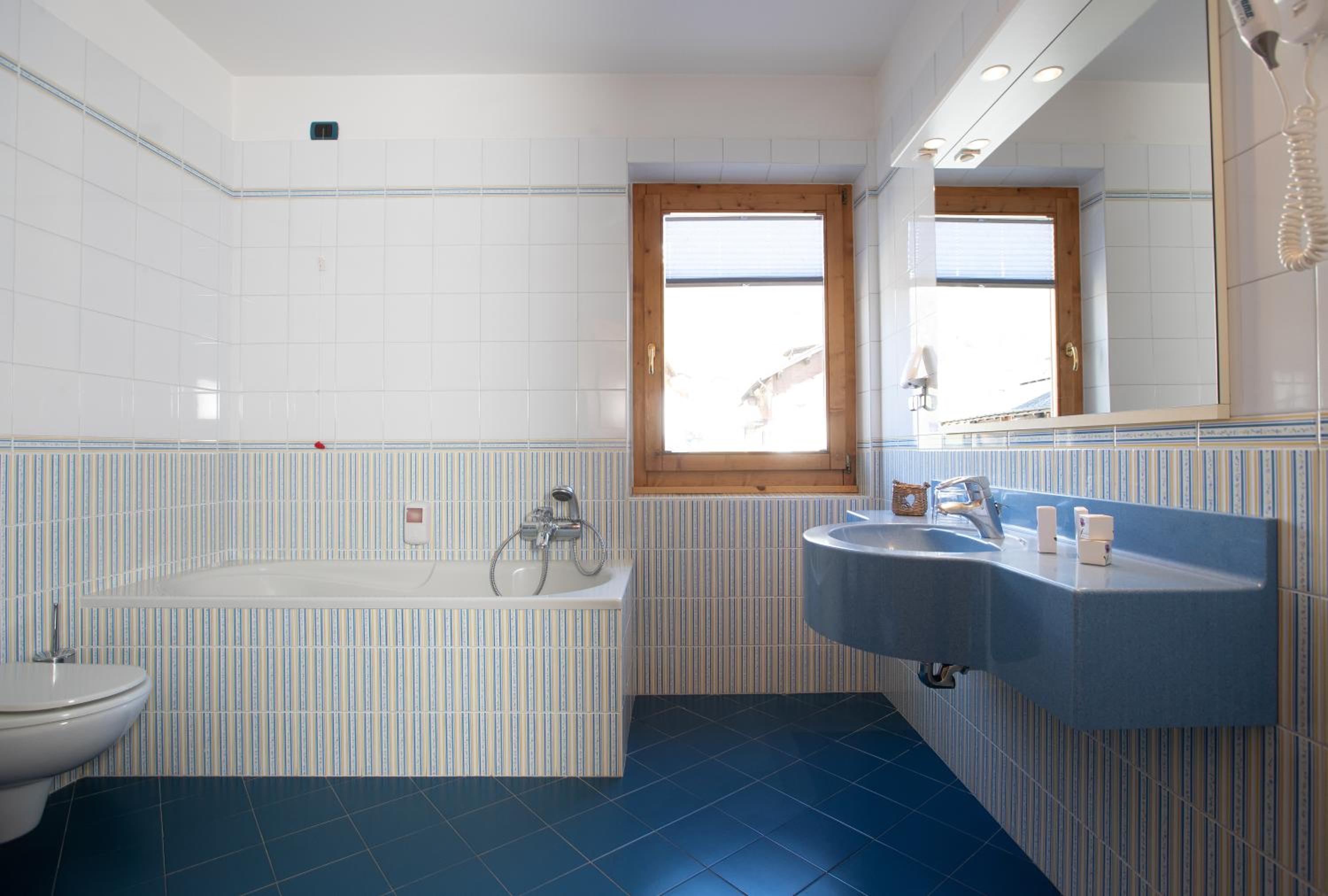 Double or Twin Room with Balcony photo 1