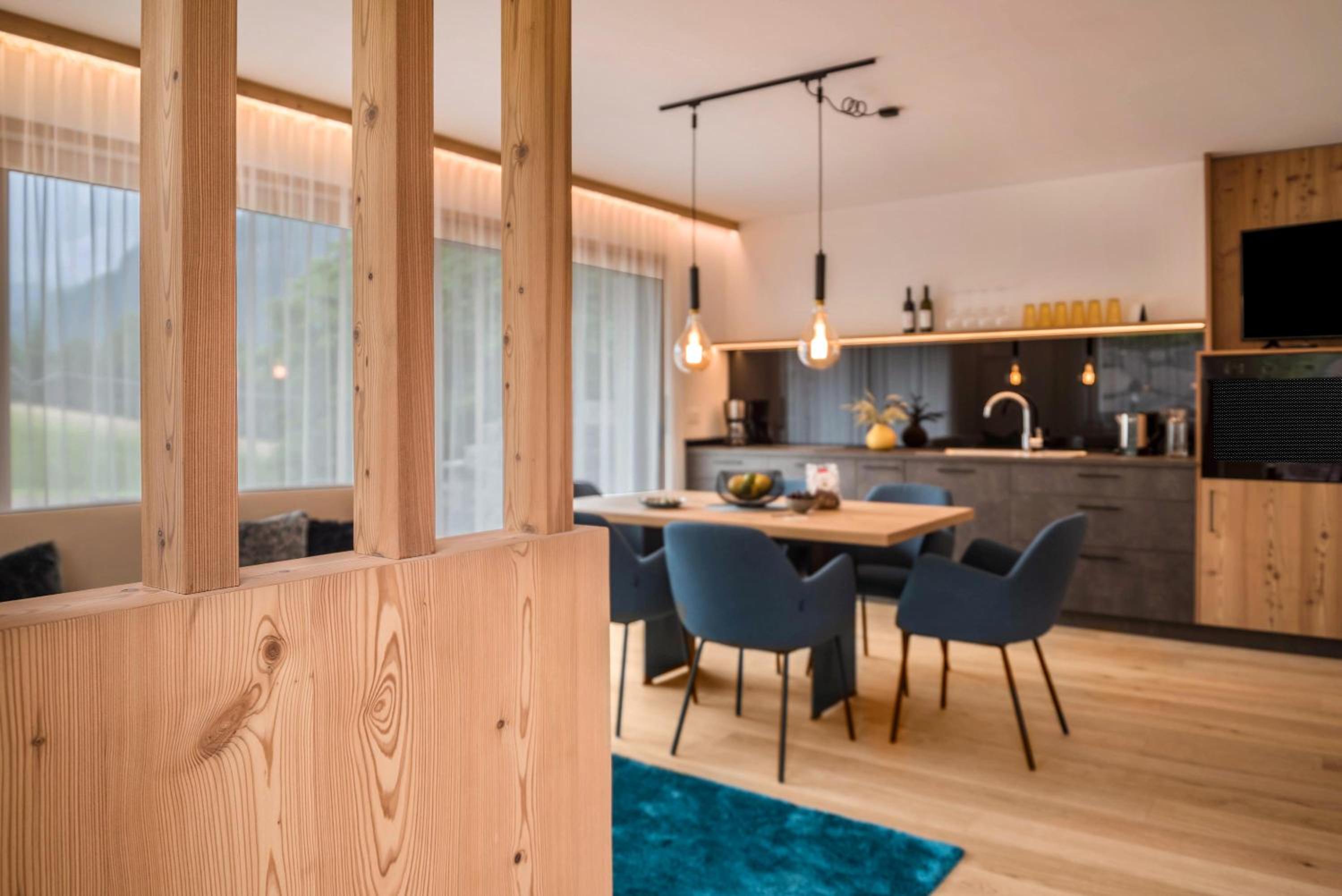 Two-Bedroom Deluxe Apartment with Garden View photo 2