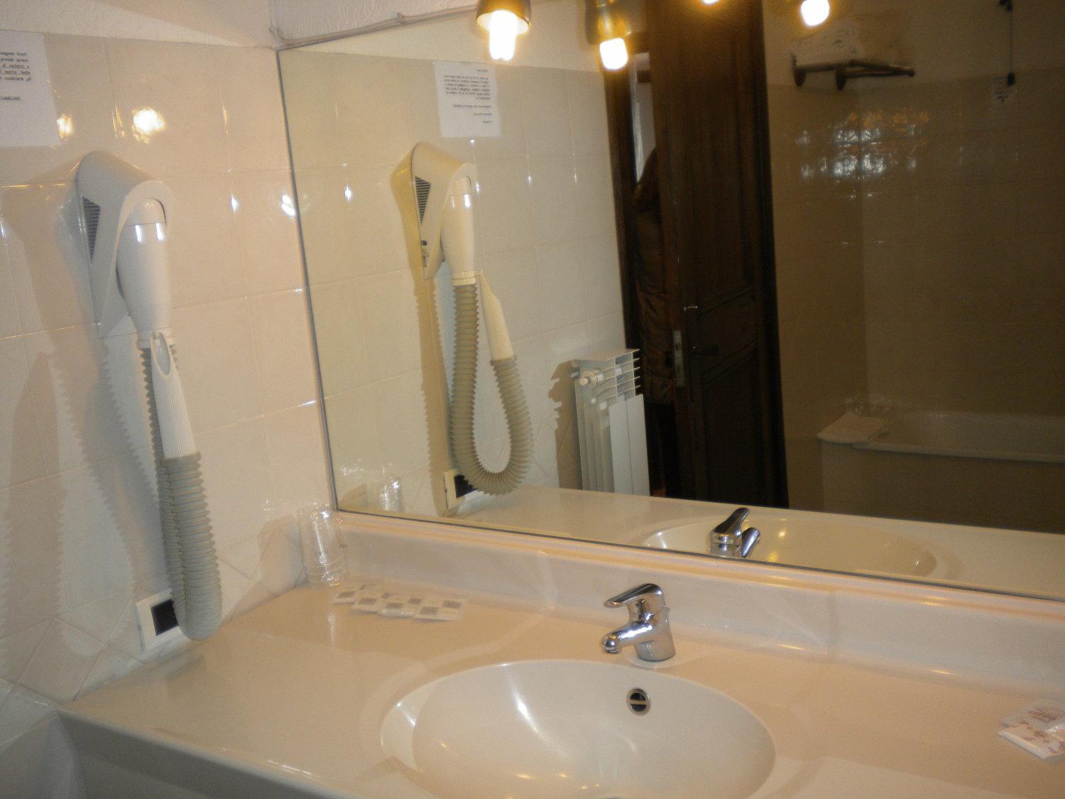 Triple Room - Photo 3
