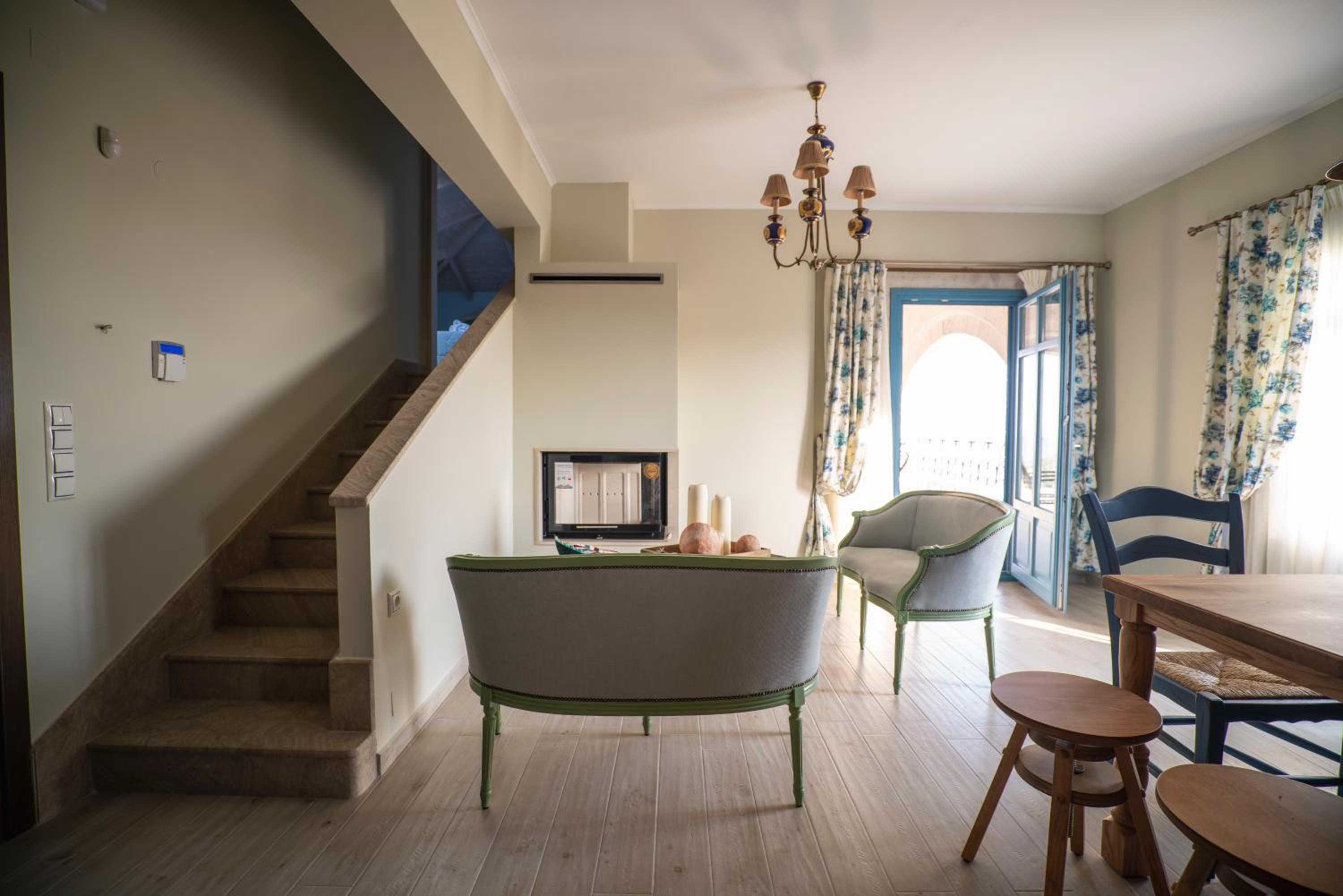 Three-Bedroom Suite - Photo 14