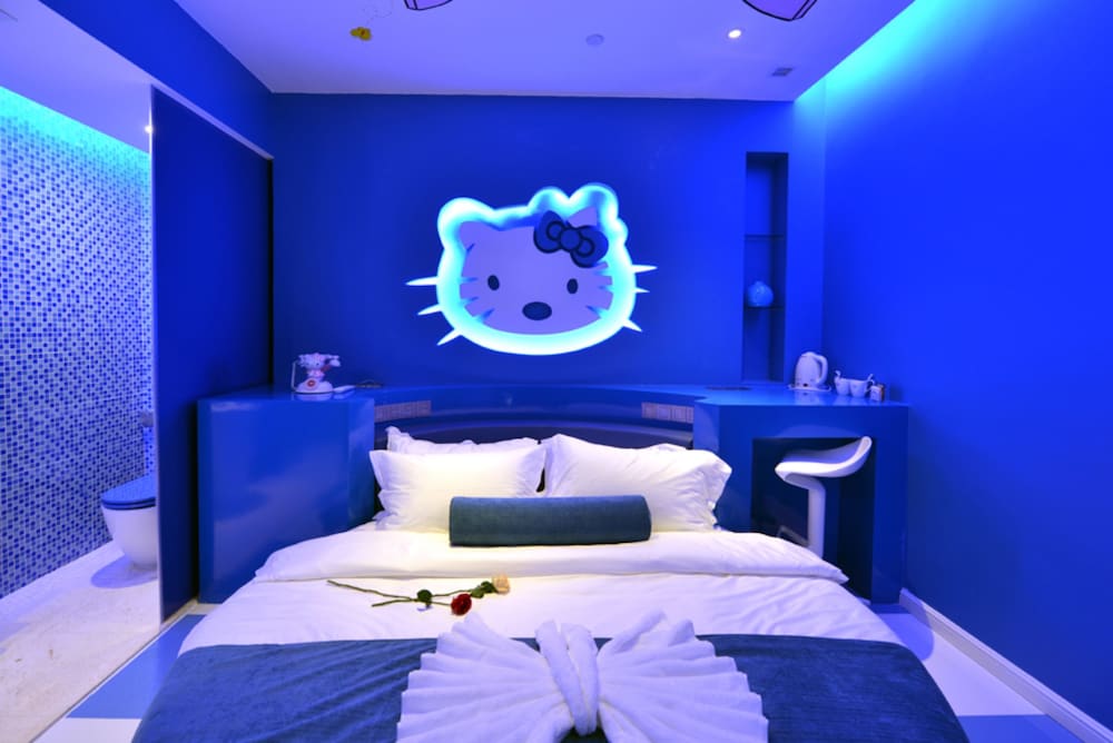 Classic Double Room with Round Bed photo 2