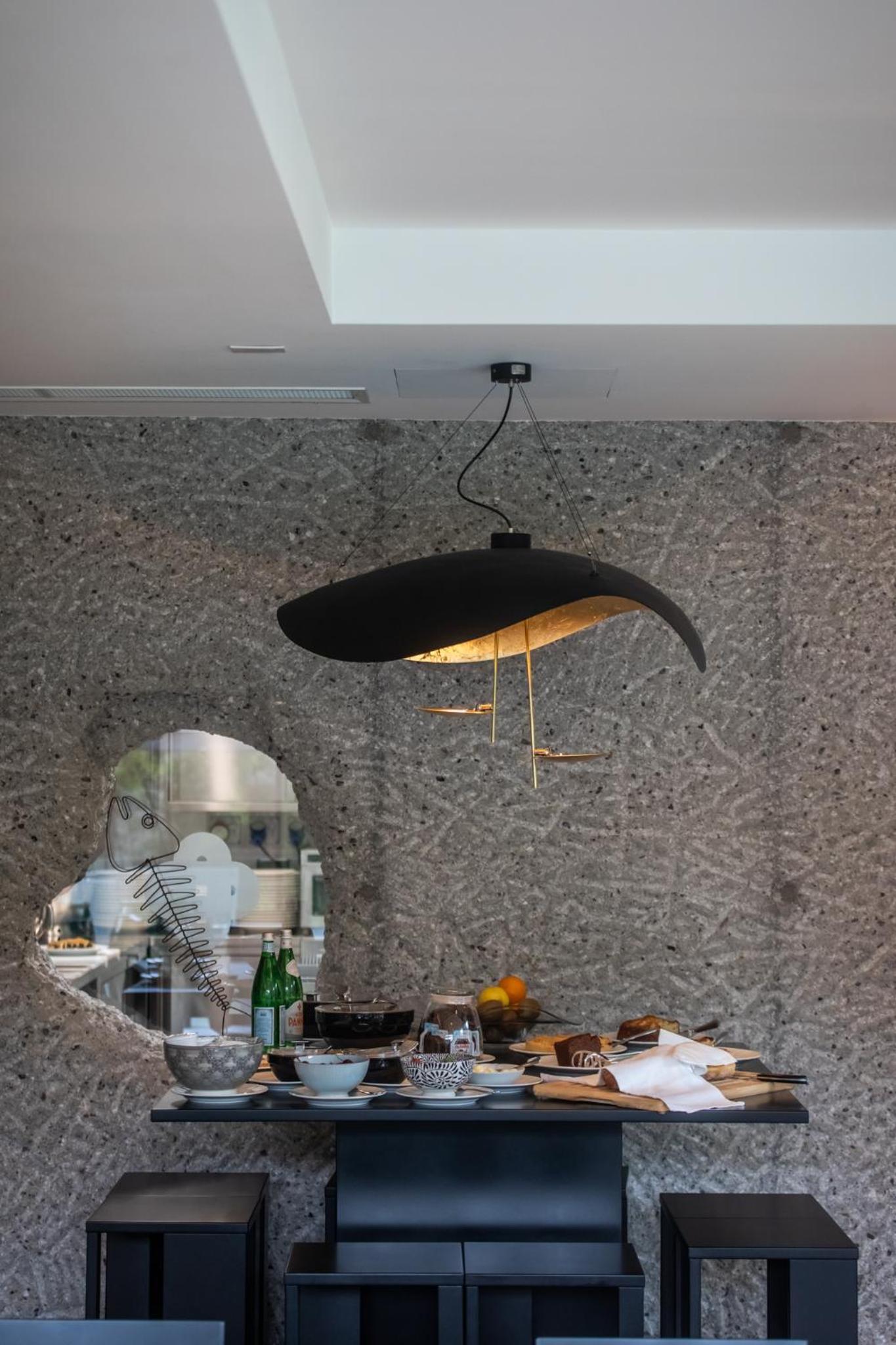 One-Bedroom Apartment - Photo 8