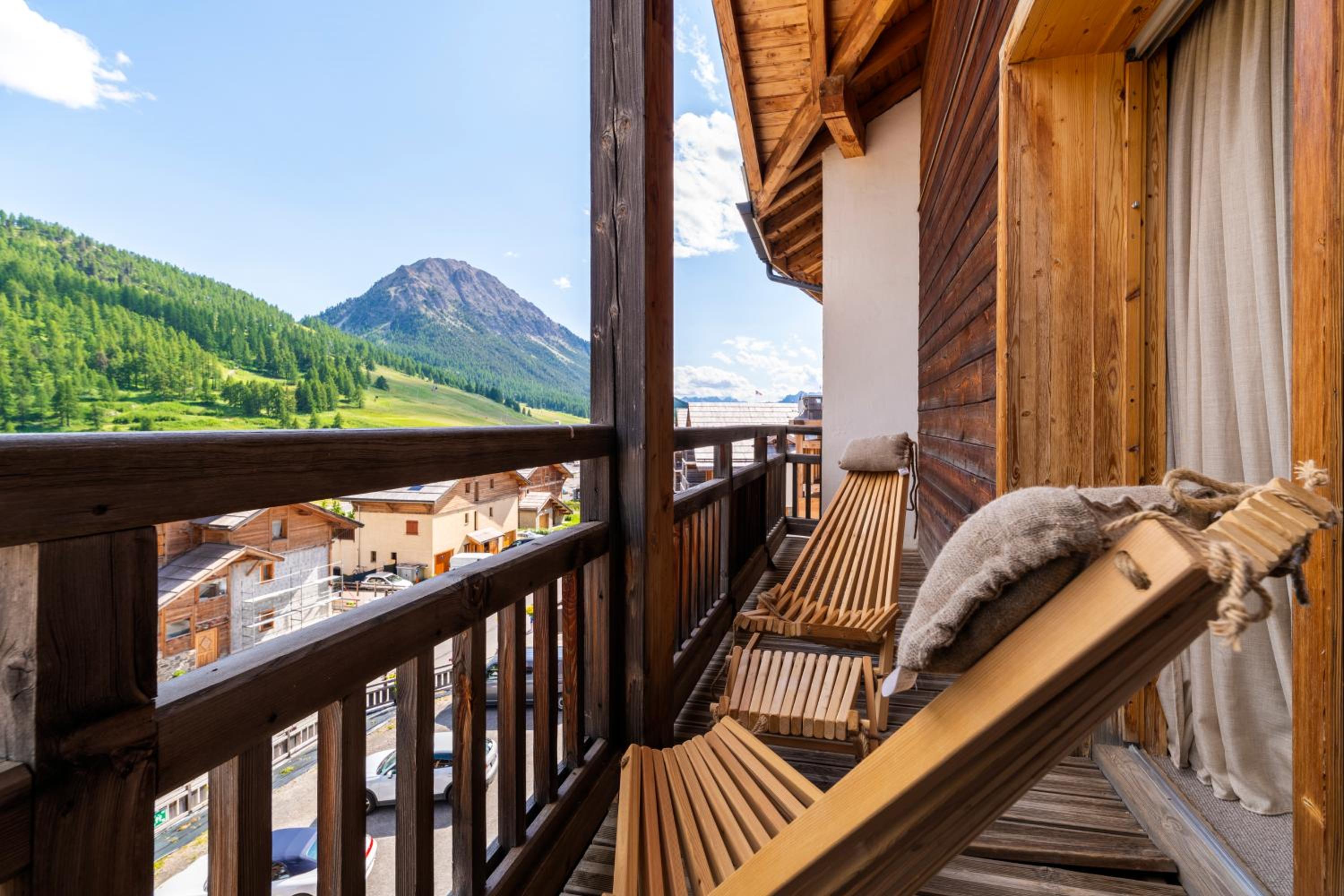 Classic Double Room with Balcony photo 1