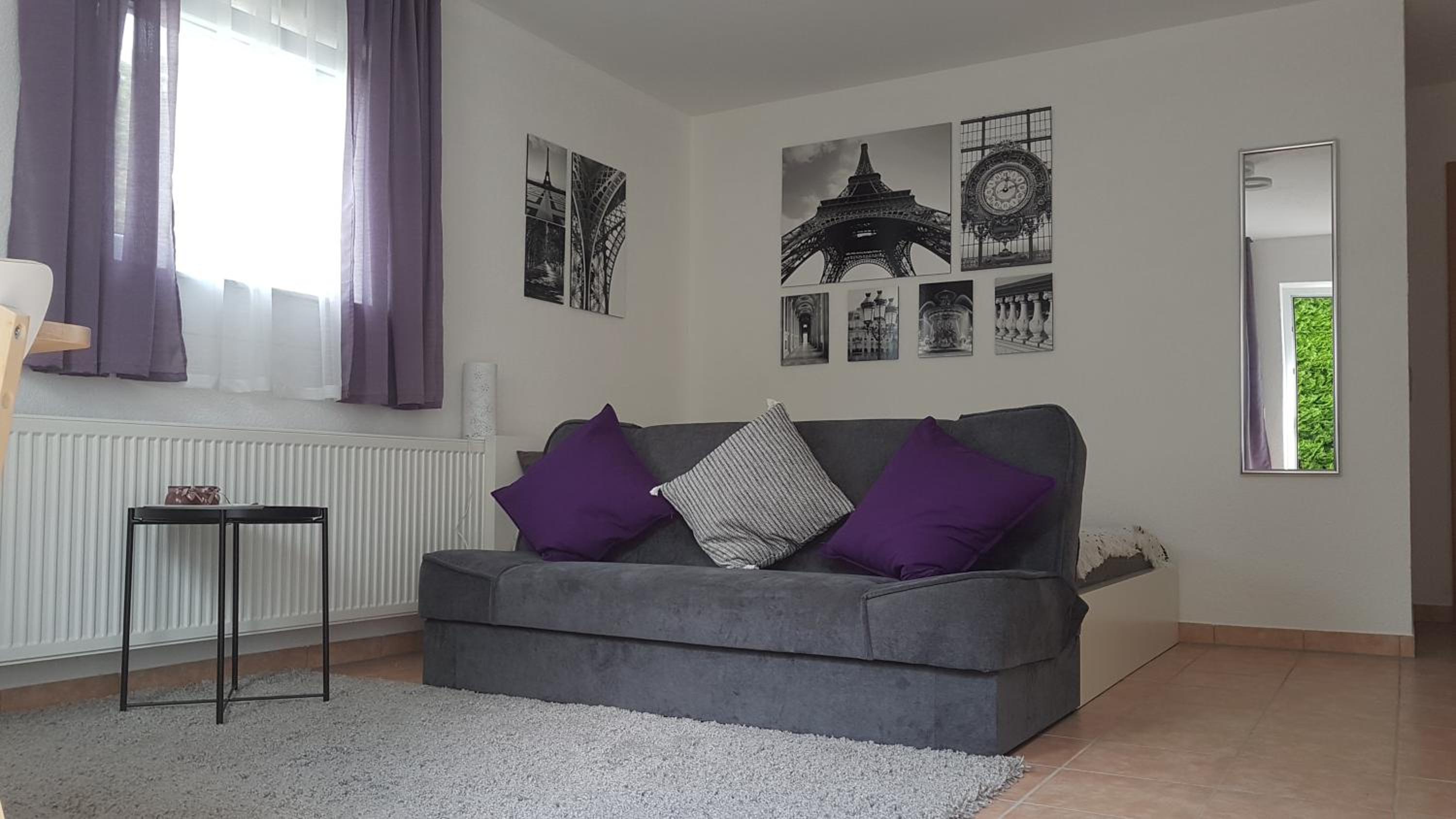 One-Bedroom Apartment photo 1