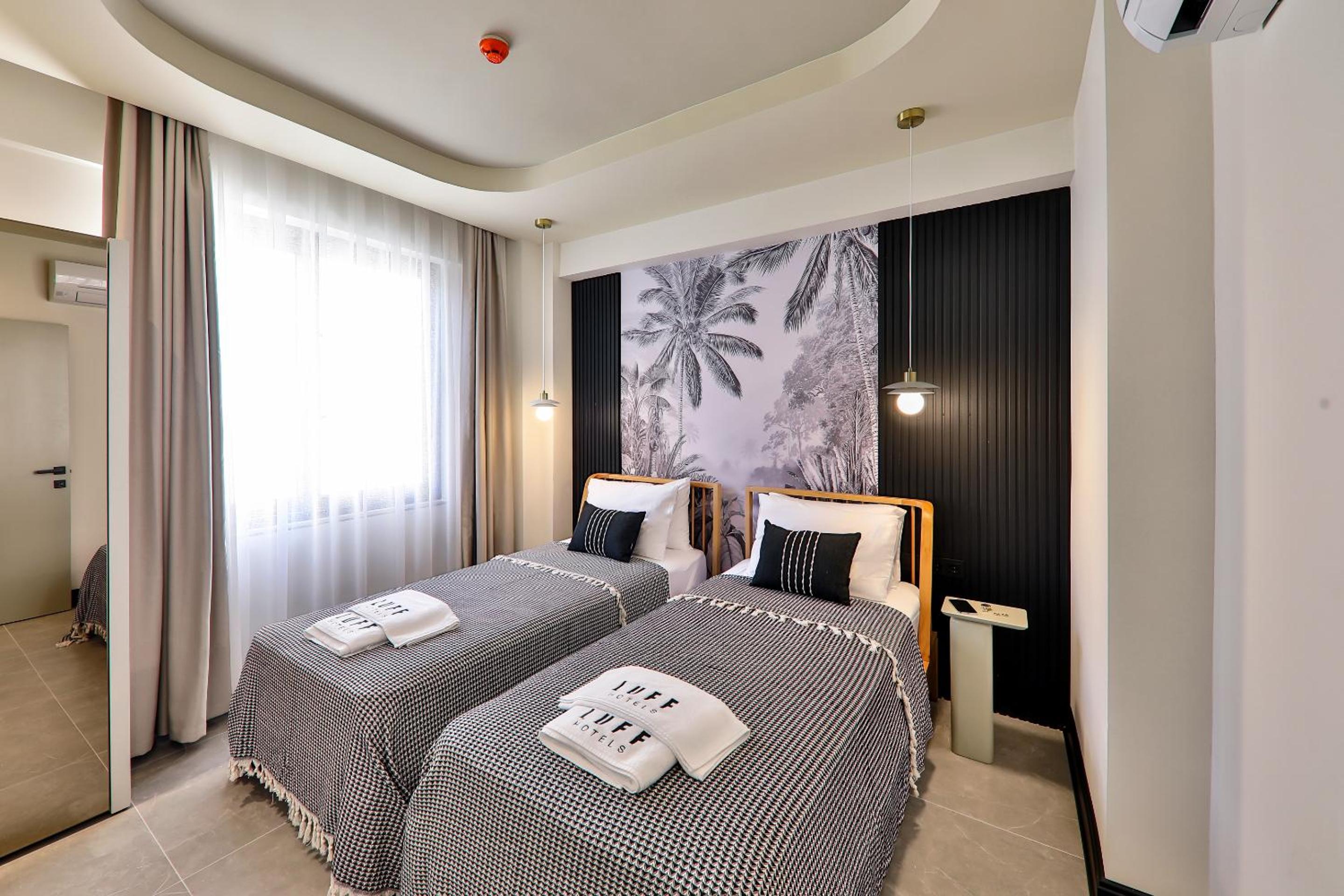 Two-Bedroom Suite - Photo 11