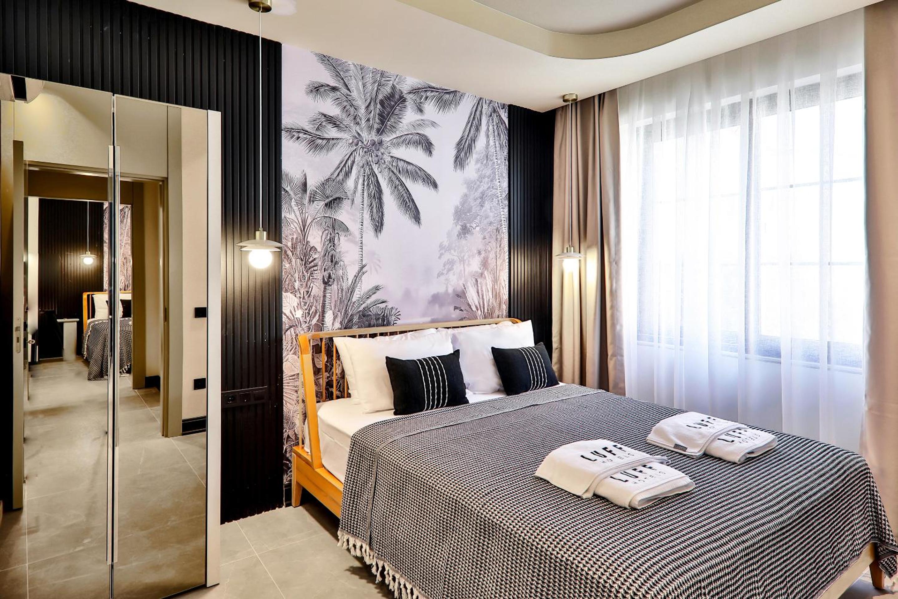 Two-Bedroom Suite - Photo 20