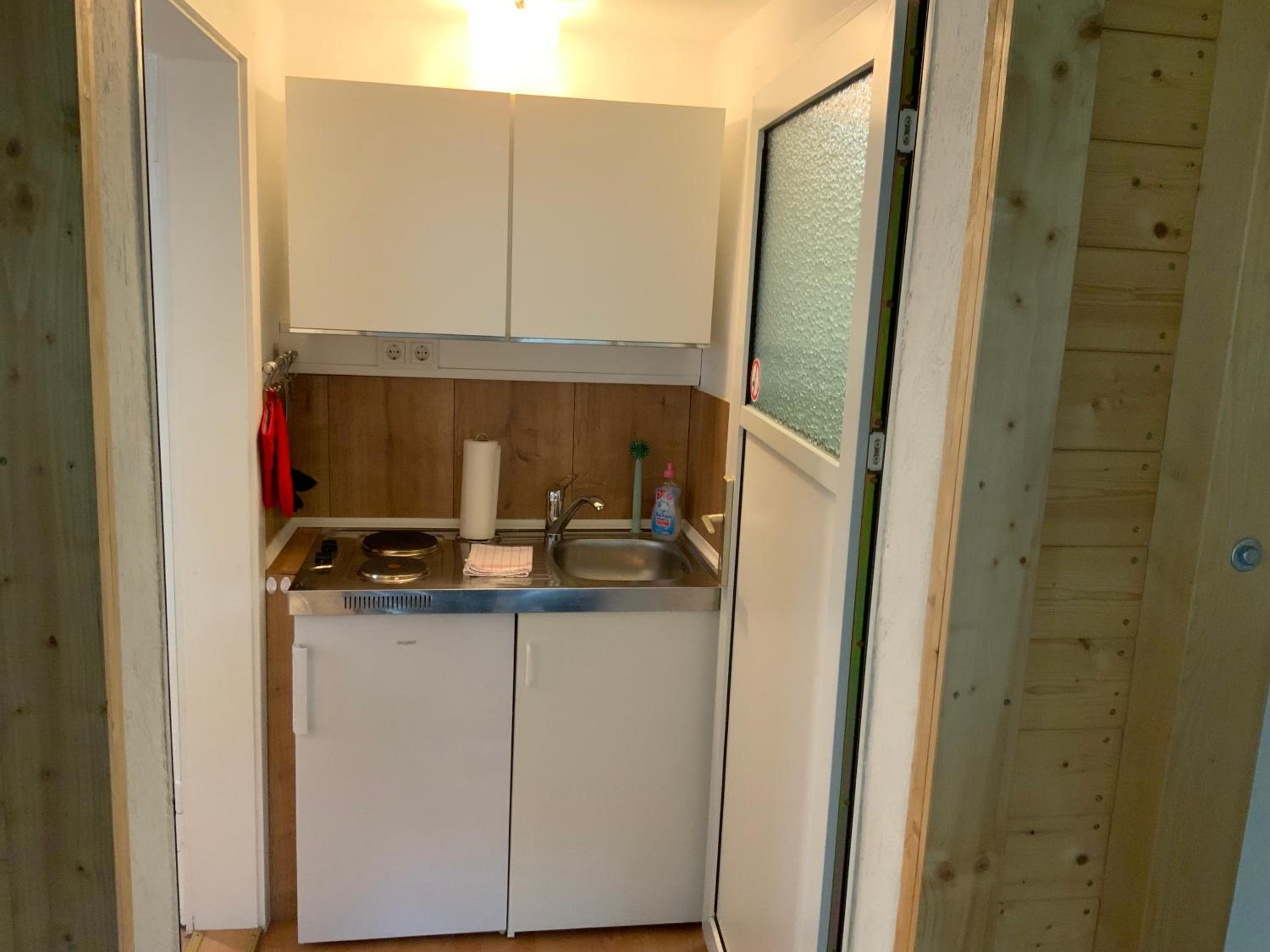 One-Bedroom Apartment - Photo 8