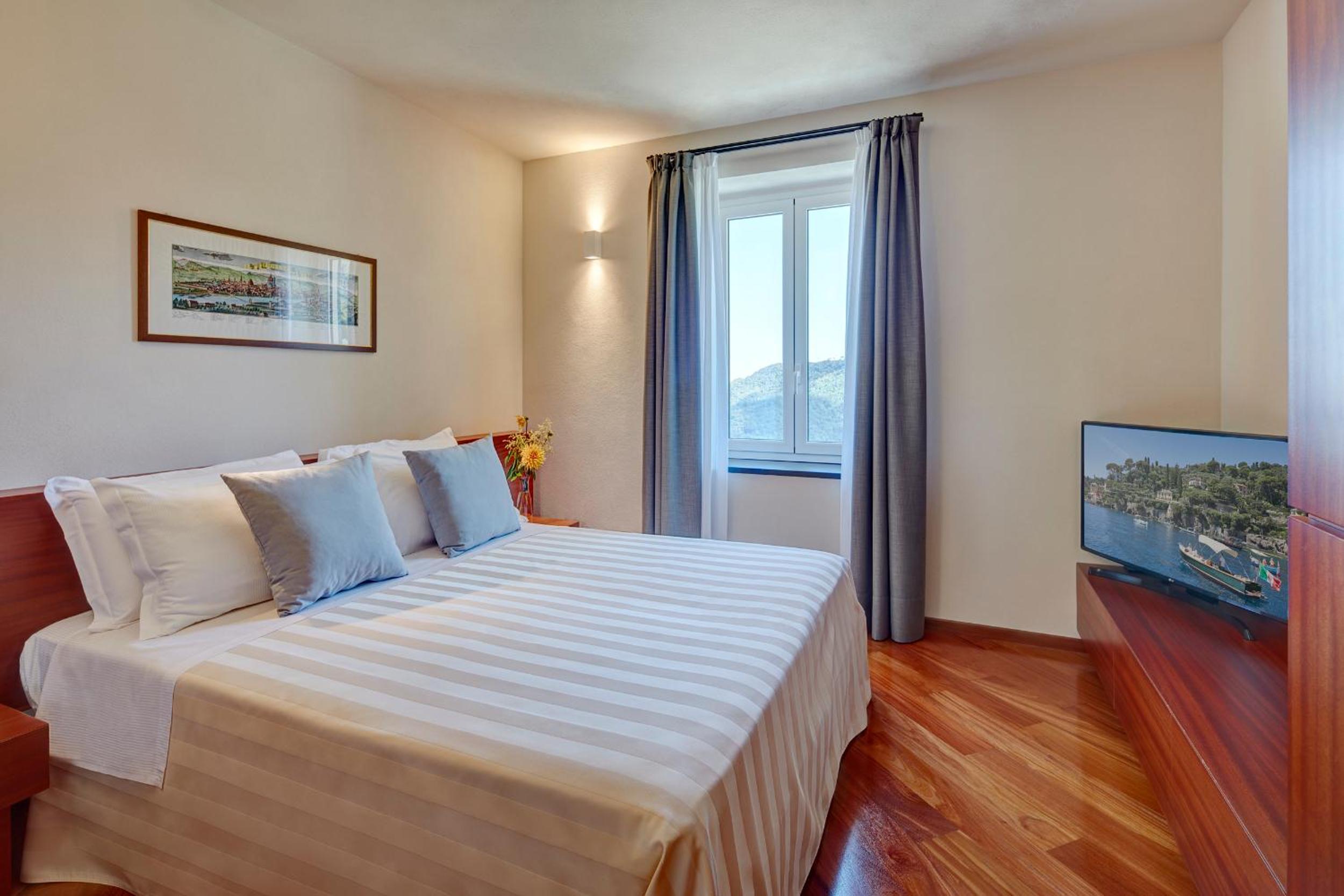 Villa with Sea View photo 3