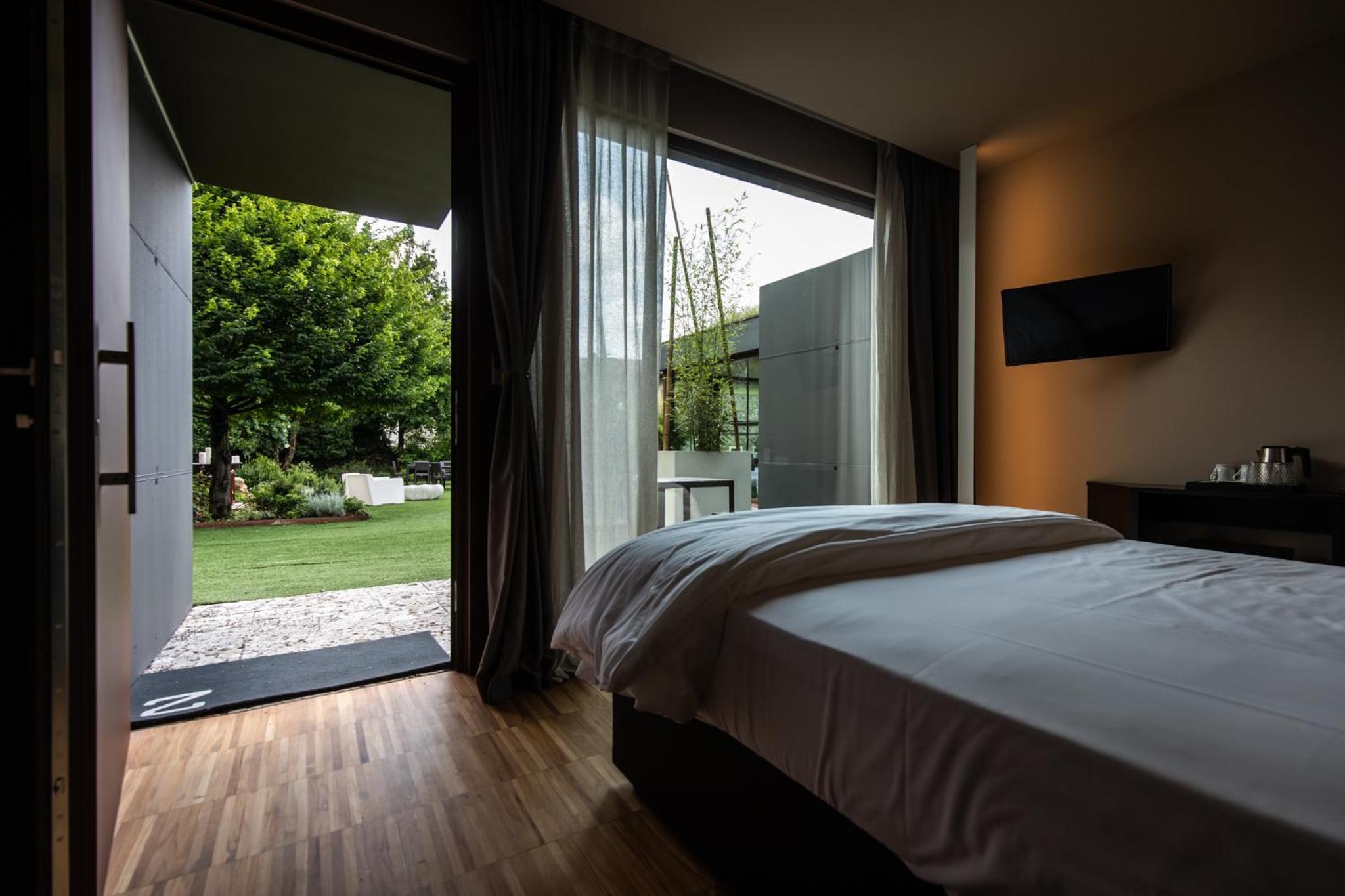 Double Room with Garden View photo 2