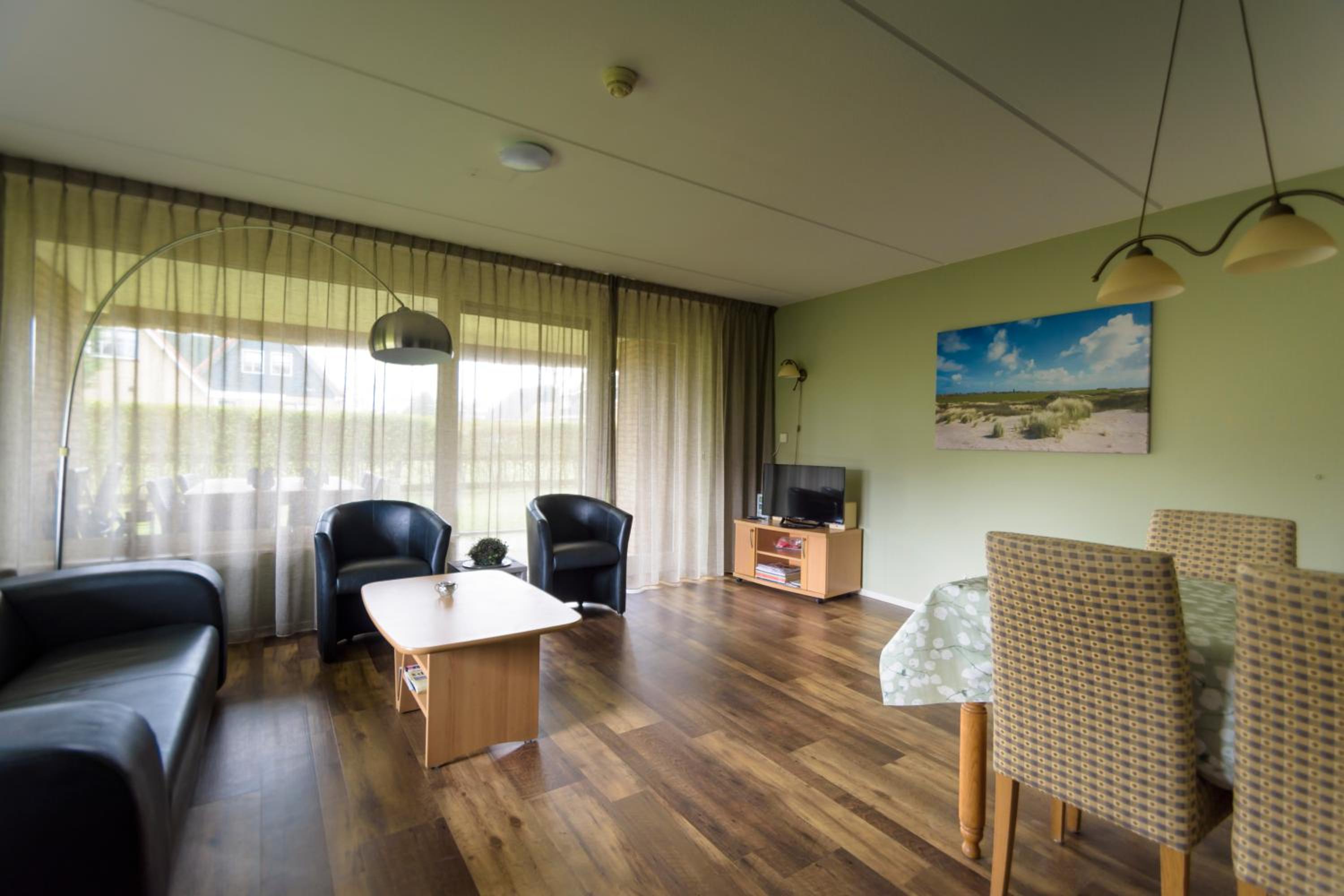 Apartment with Terrace photo 1