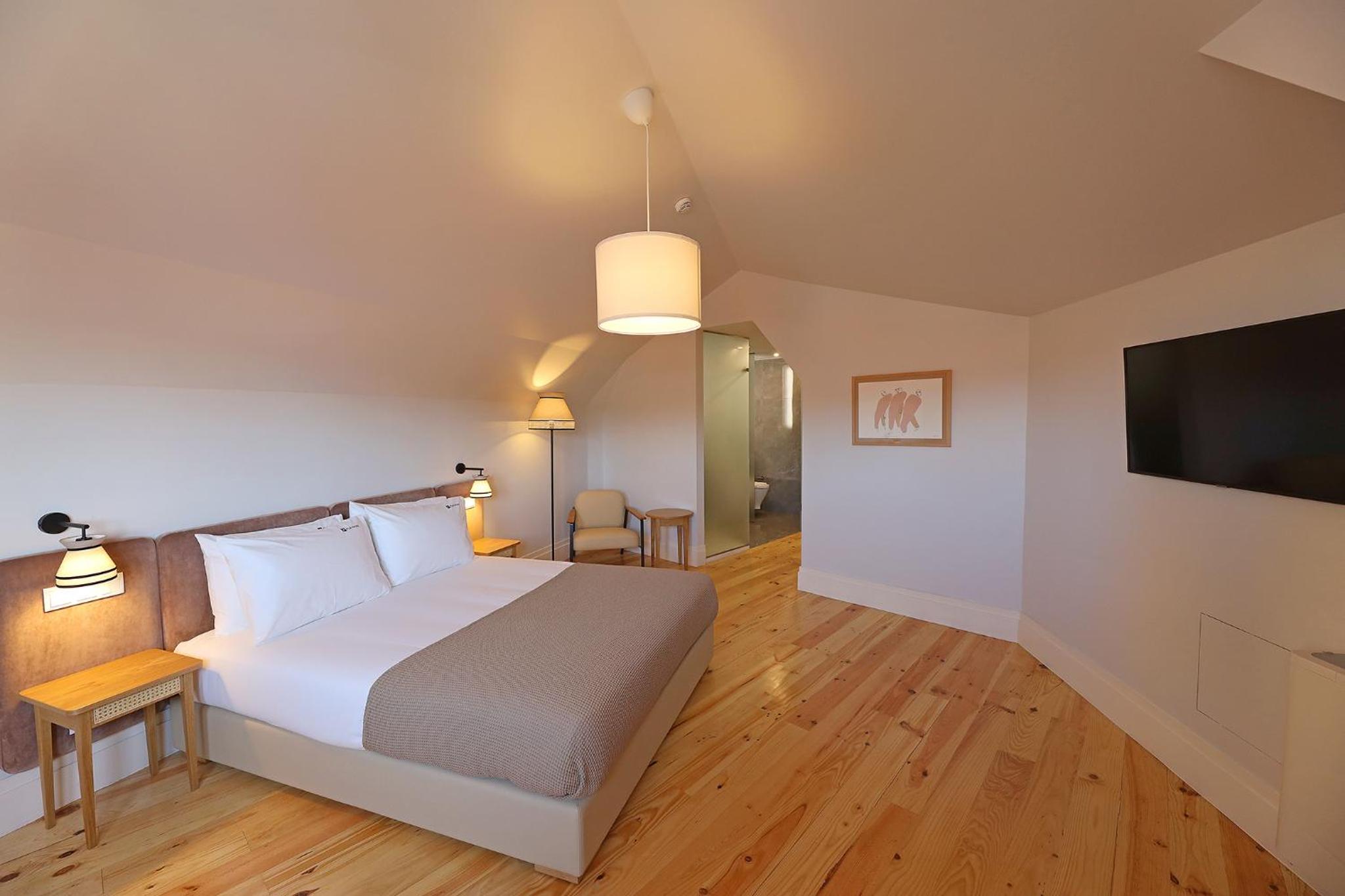 Deluxe Double Room - Photo 5