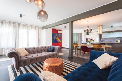 Three-Bedroom Villa photo 2
