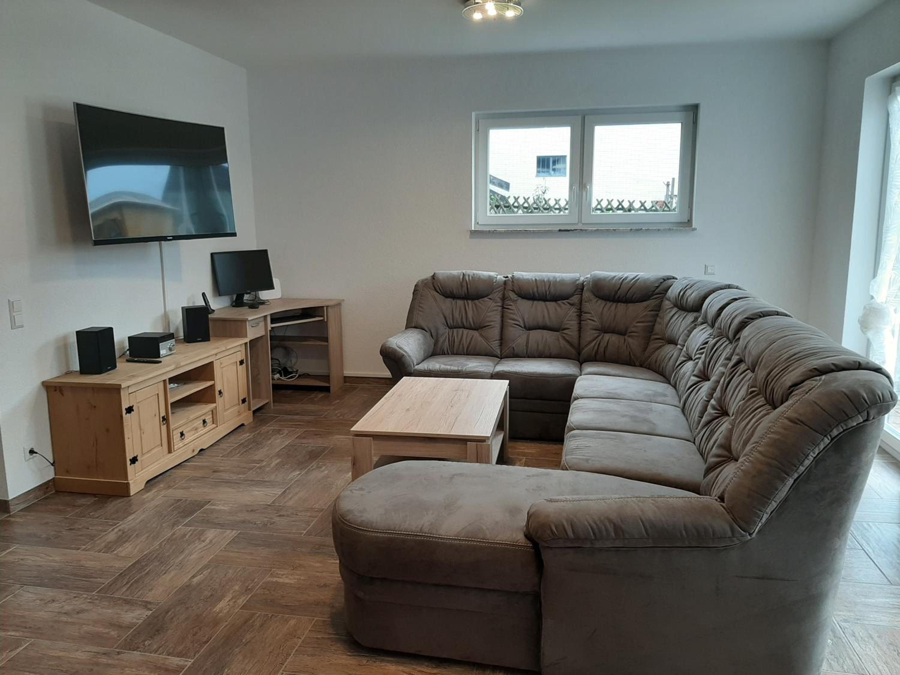 Three-Bedroom Apartment photo 1