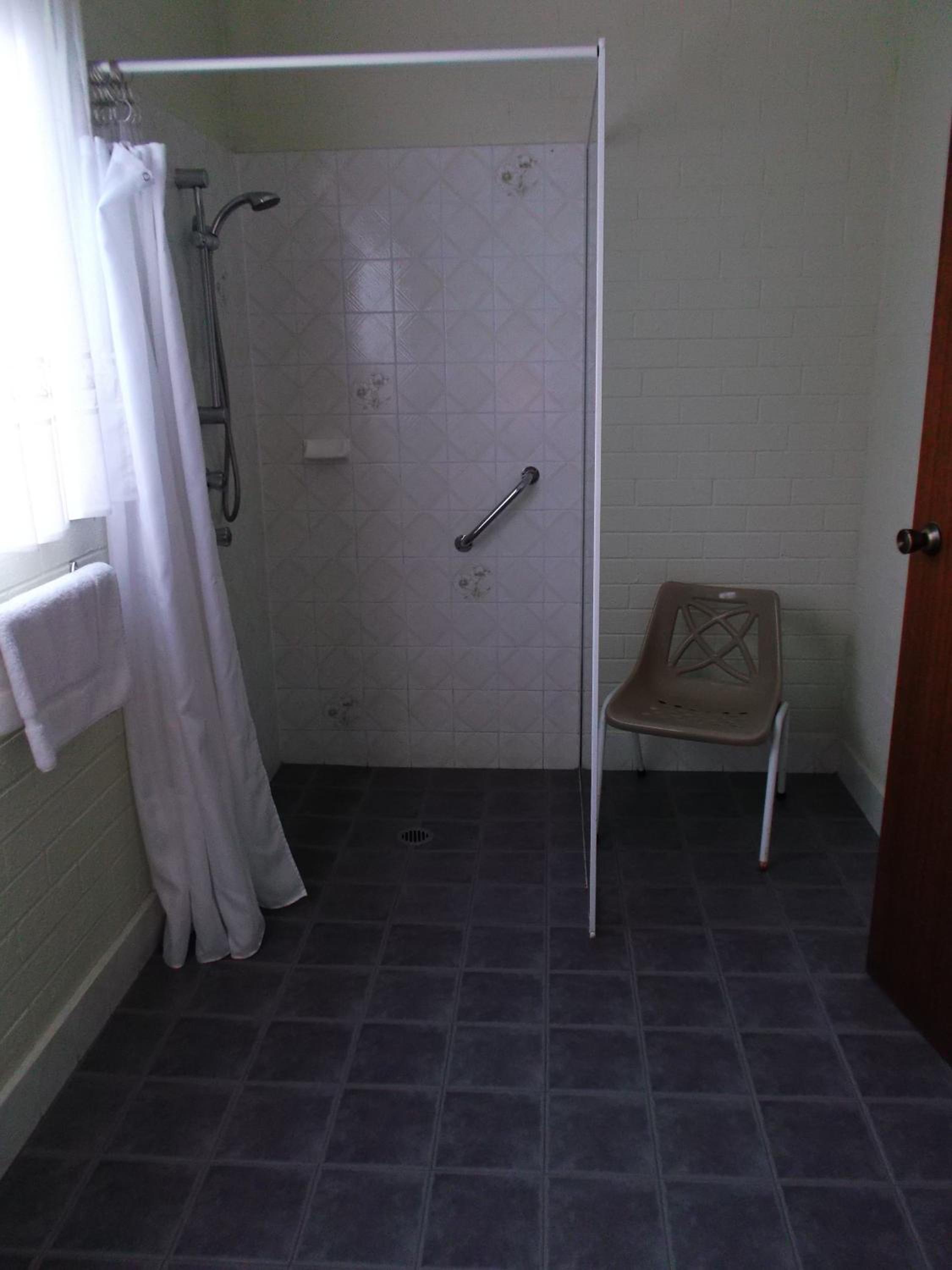 Double or Twin Room - Disability Access photo 2