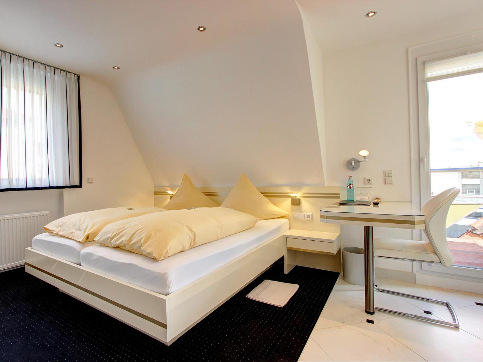 Deluxe Double Room - Photo 3
