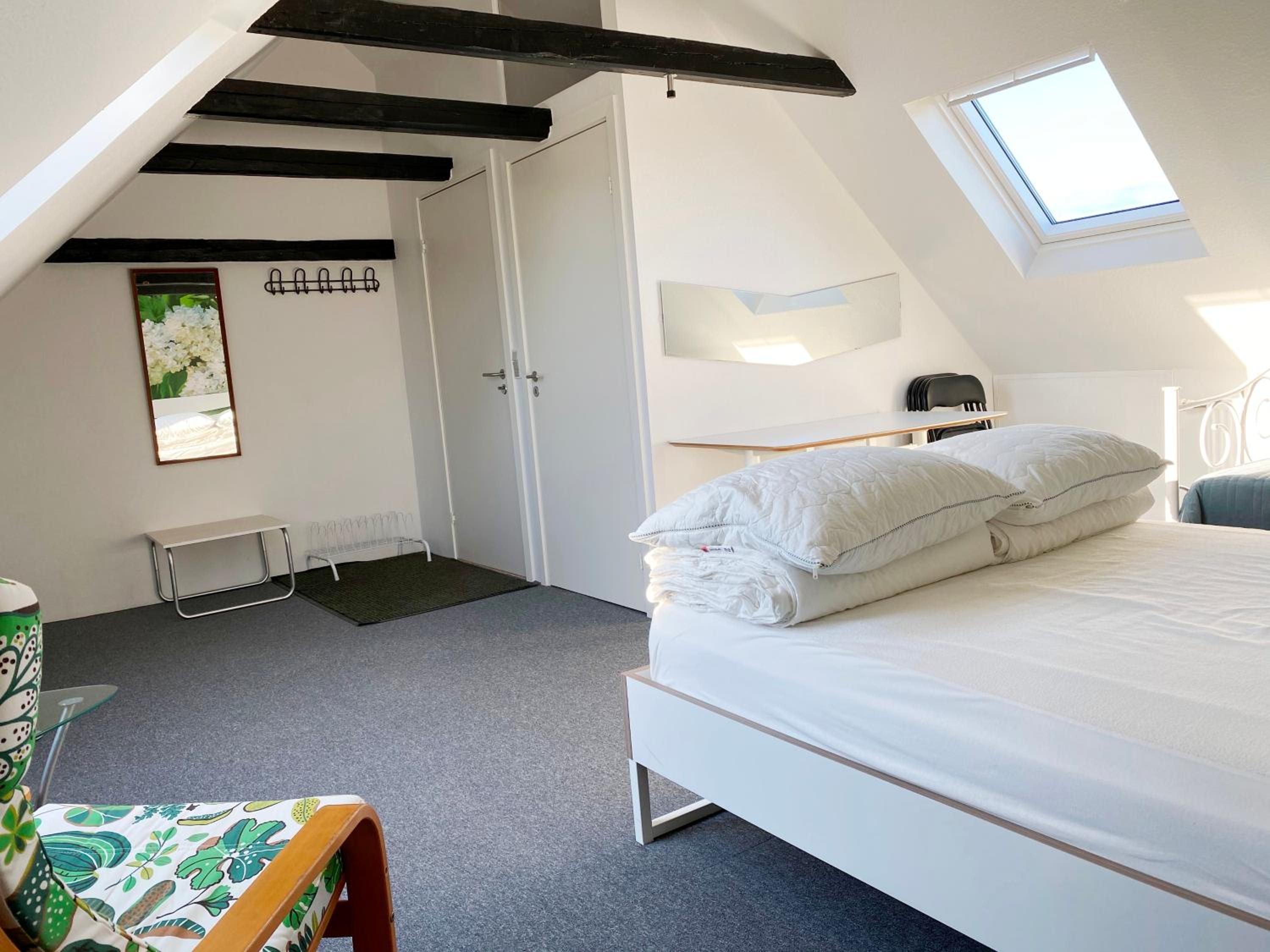 Family Double Room - Photo 5