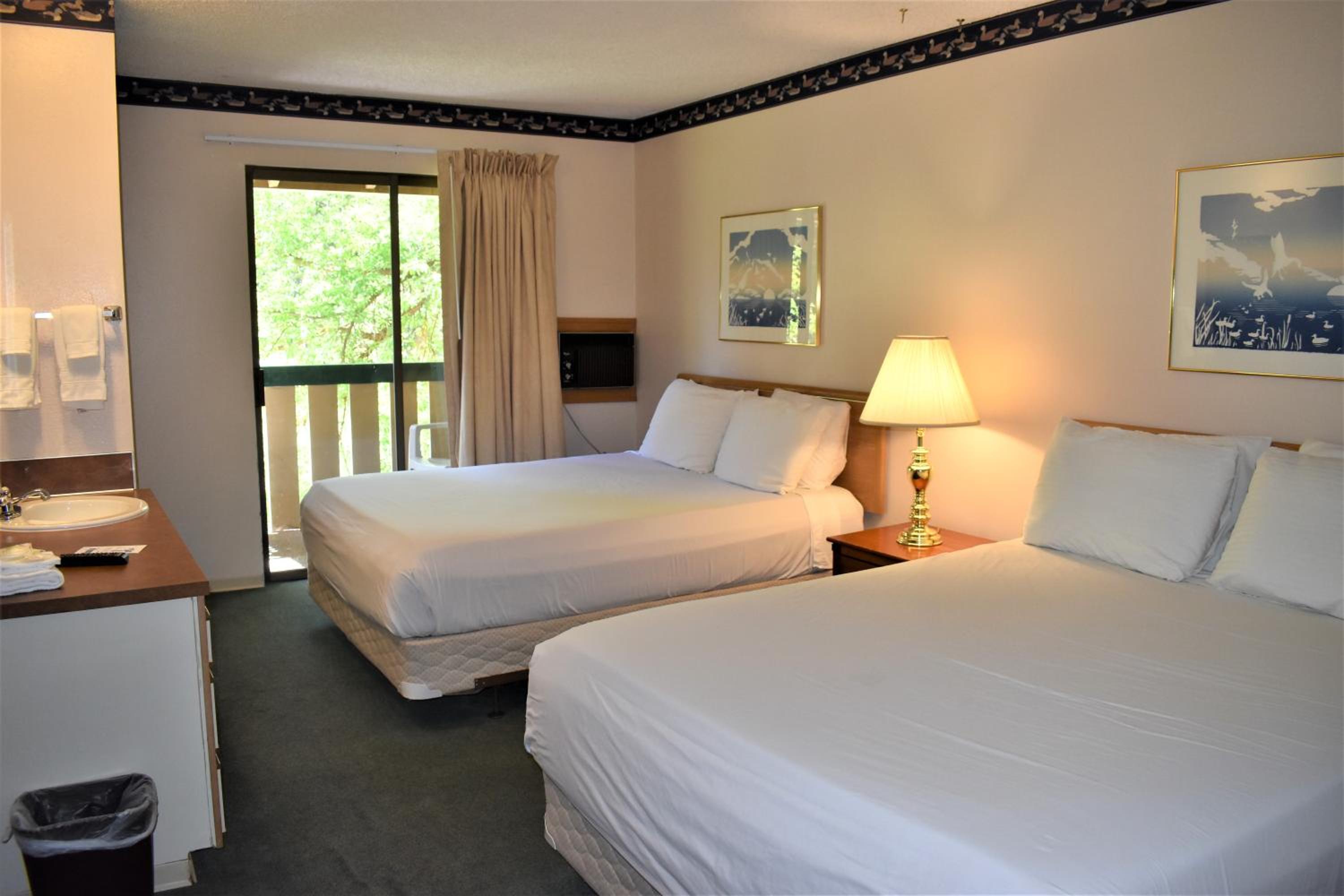 Double Queen Room