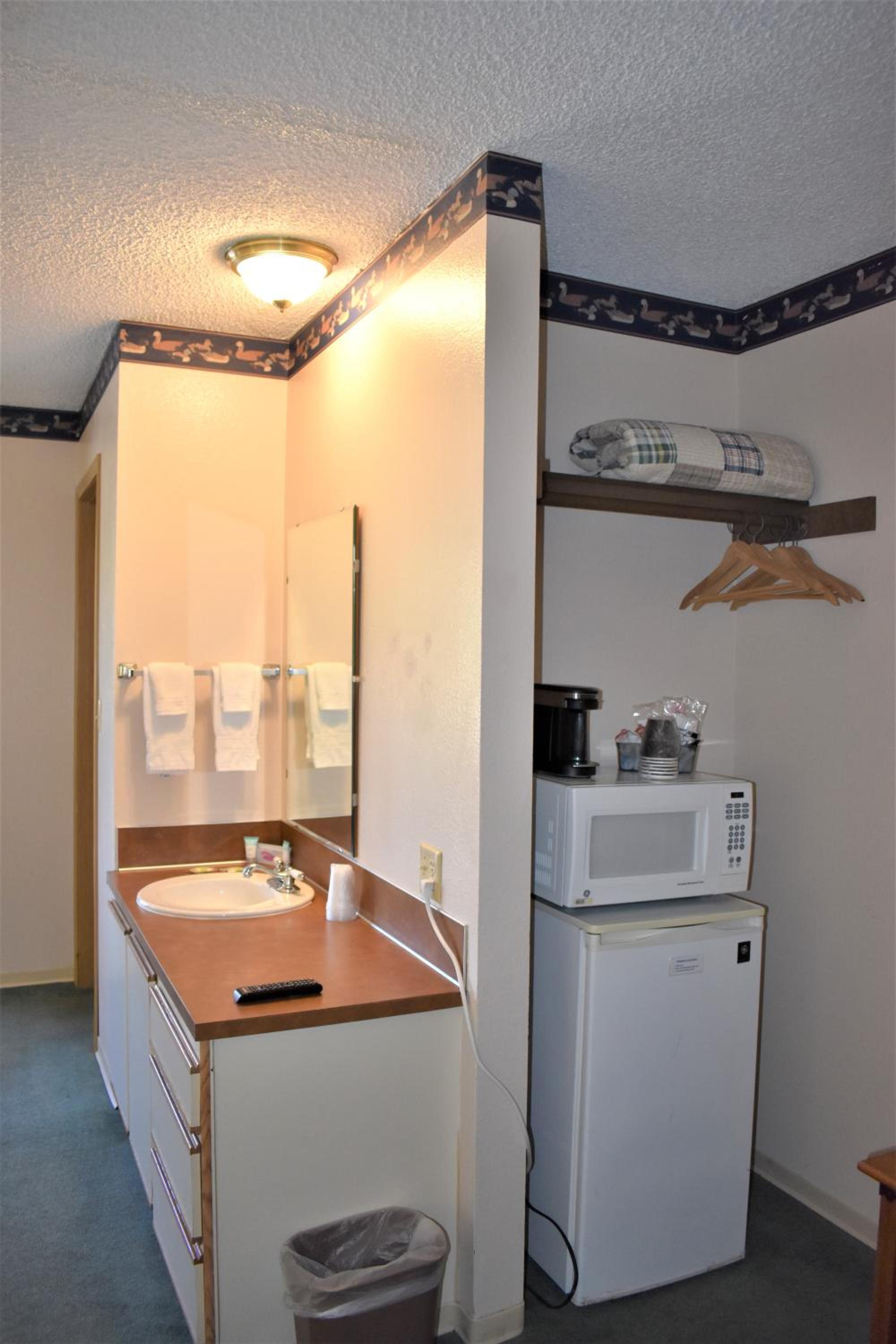 Queen Room Deluxe photo 3