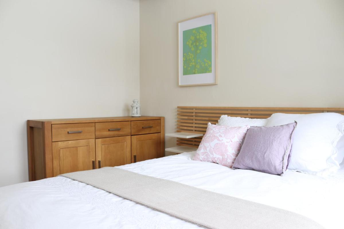 Double Room - Photo 3