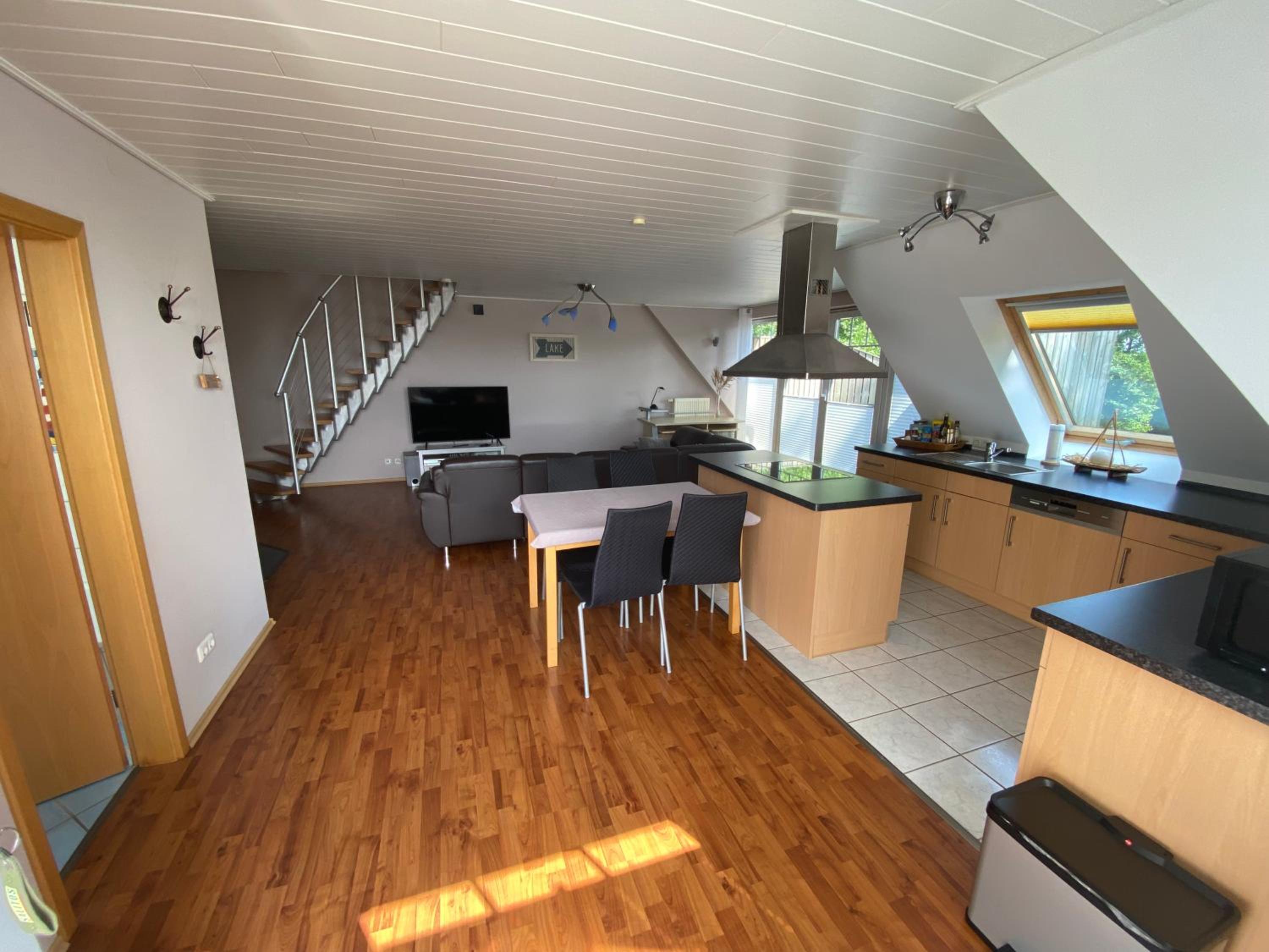Apartment with Lake View photo 3