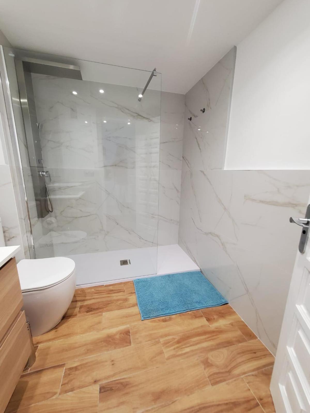 One-Bedroom Apartment - Photo 6
