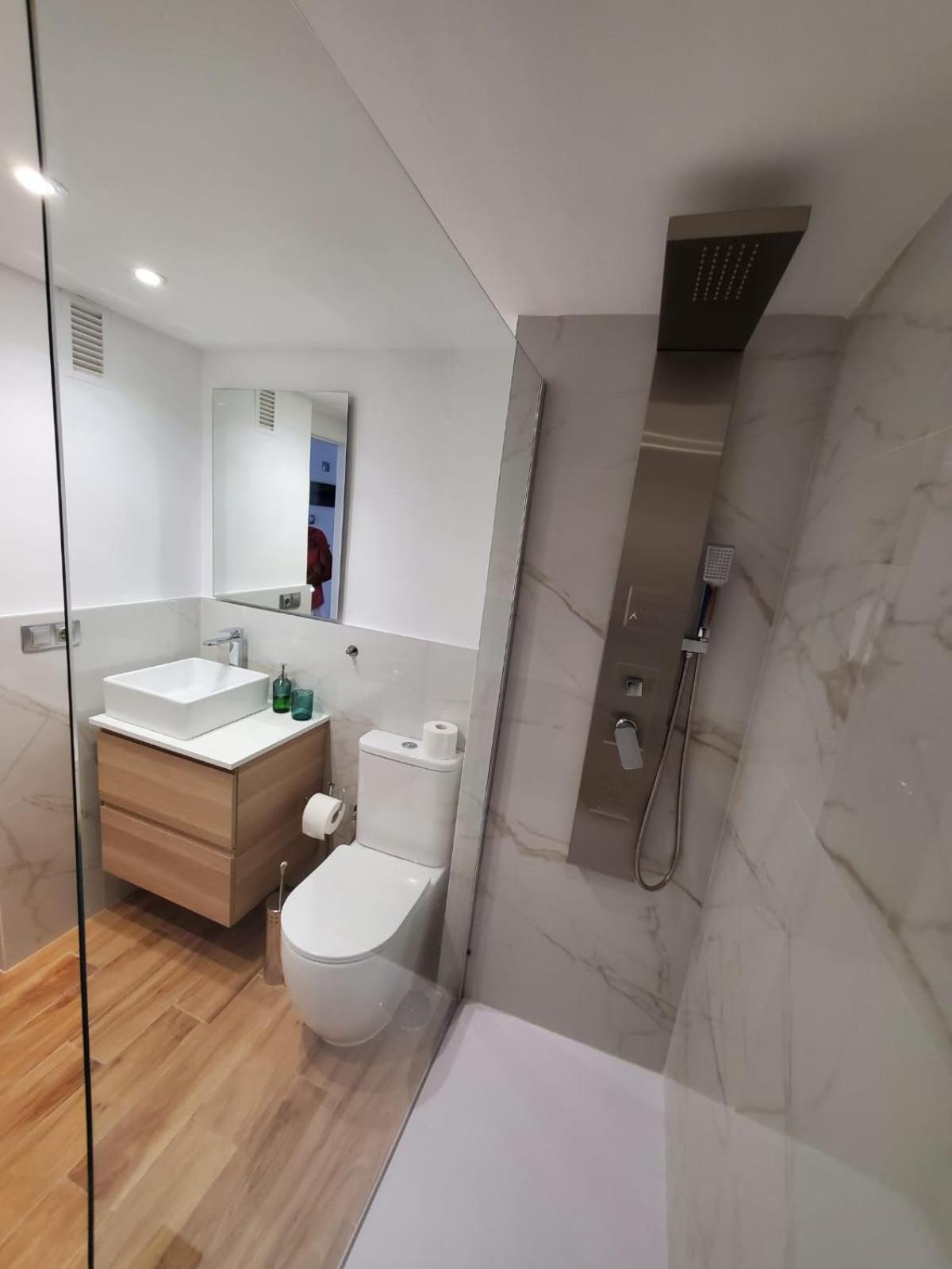 One-Bedroom Apartment - Photo 9