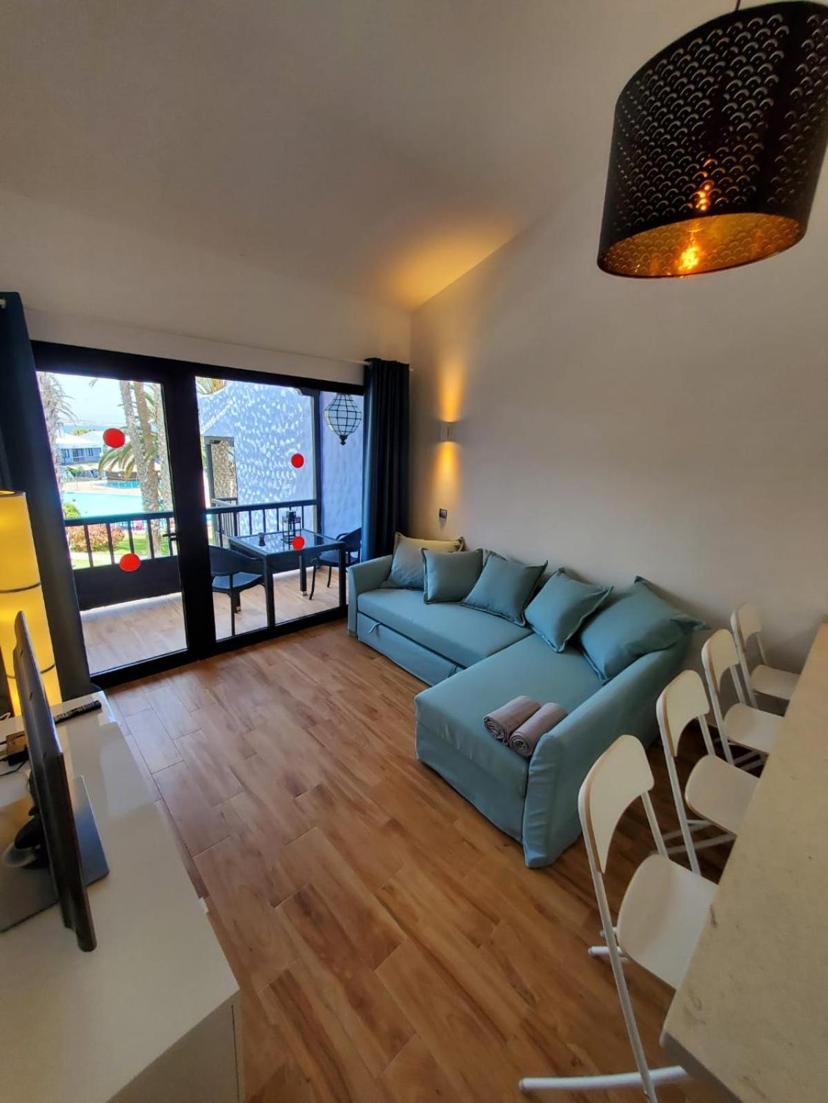 One-Bedroom Apartment - Photo 12