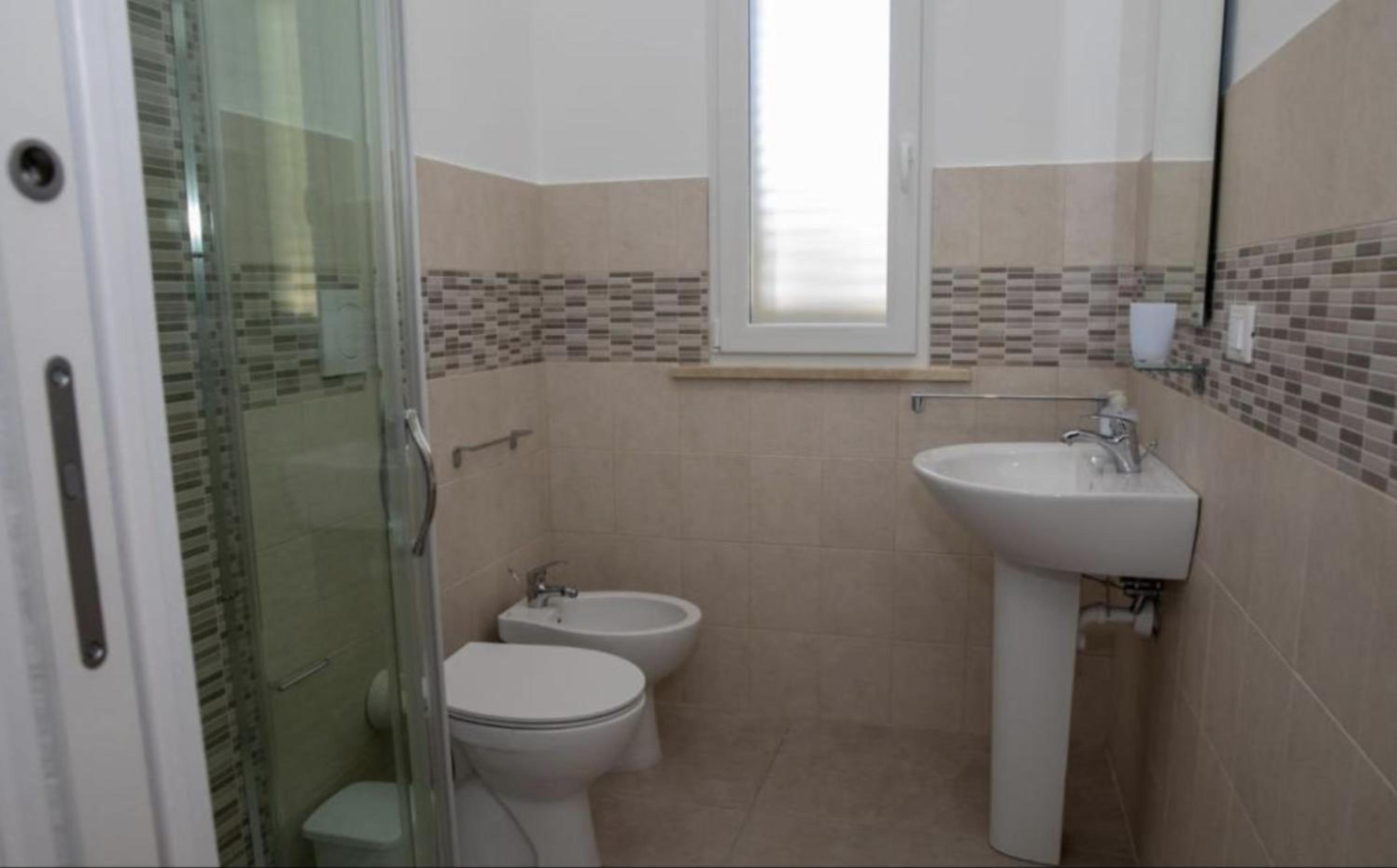 Apartment - Ground Floor - Photo 9