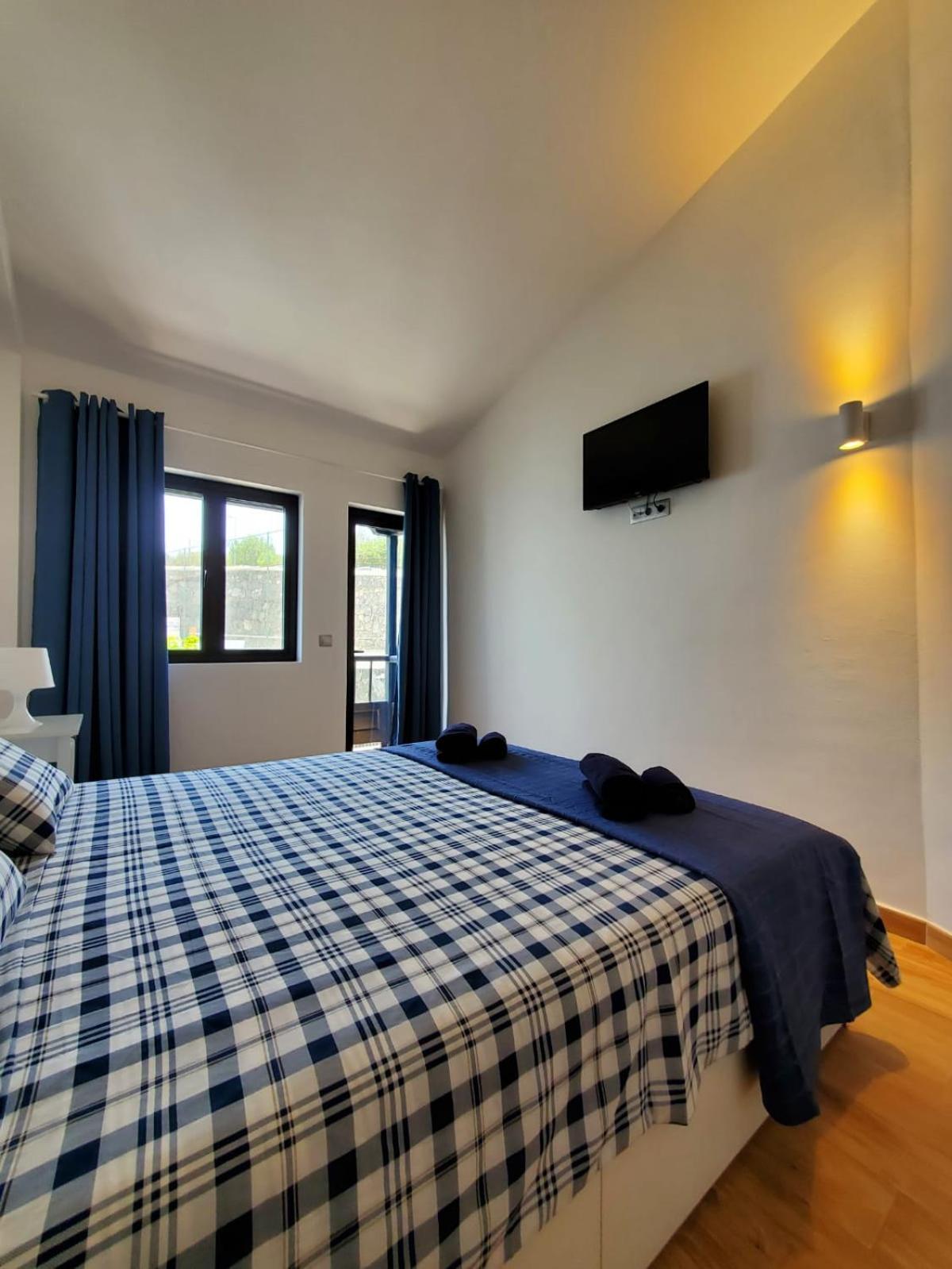 One-Bedroom Apartment - Photo 17