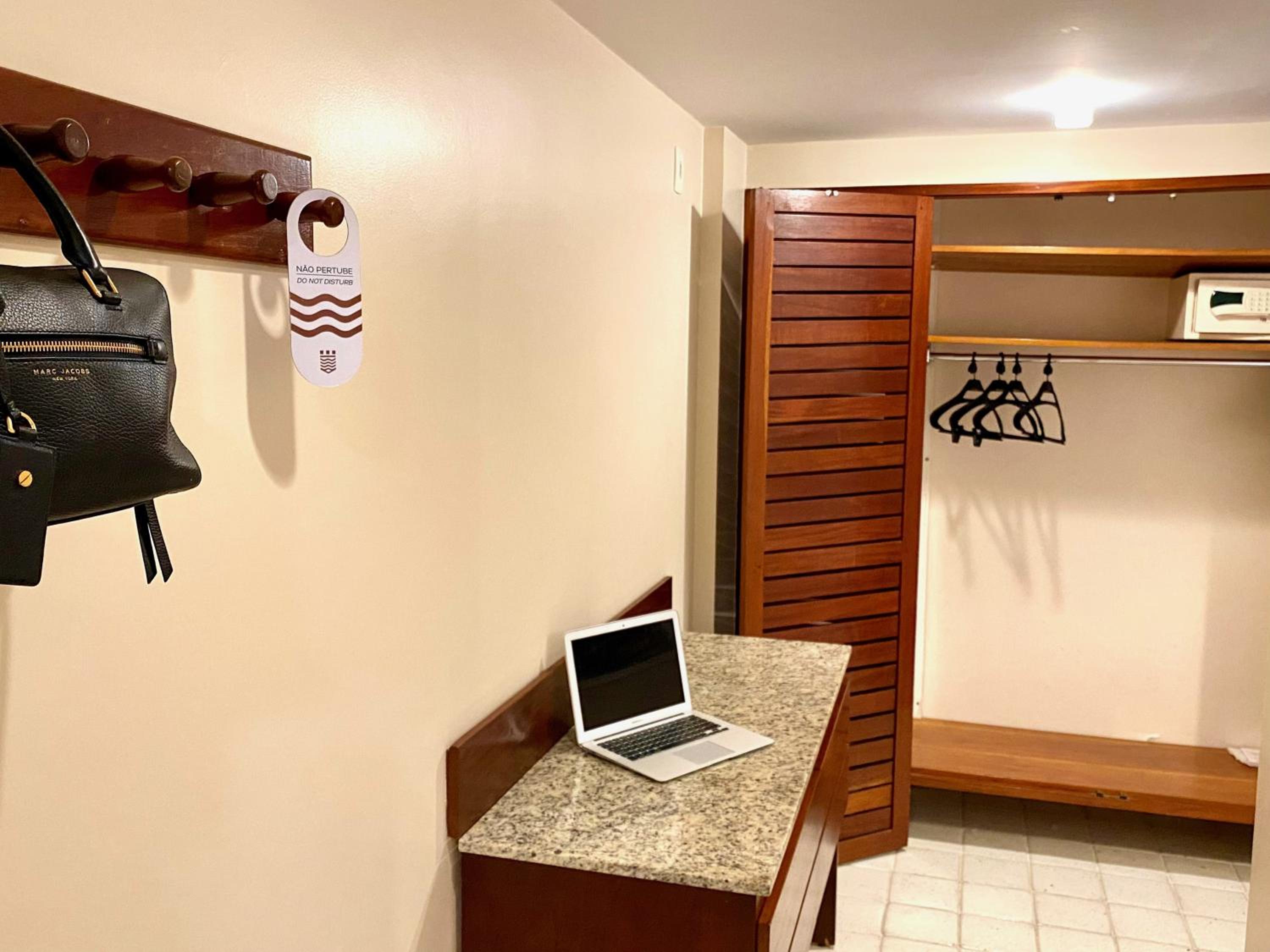 Comfort Room - Photo 11