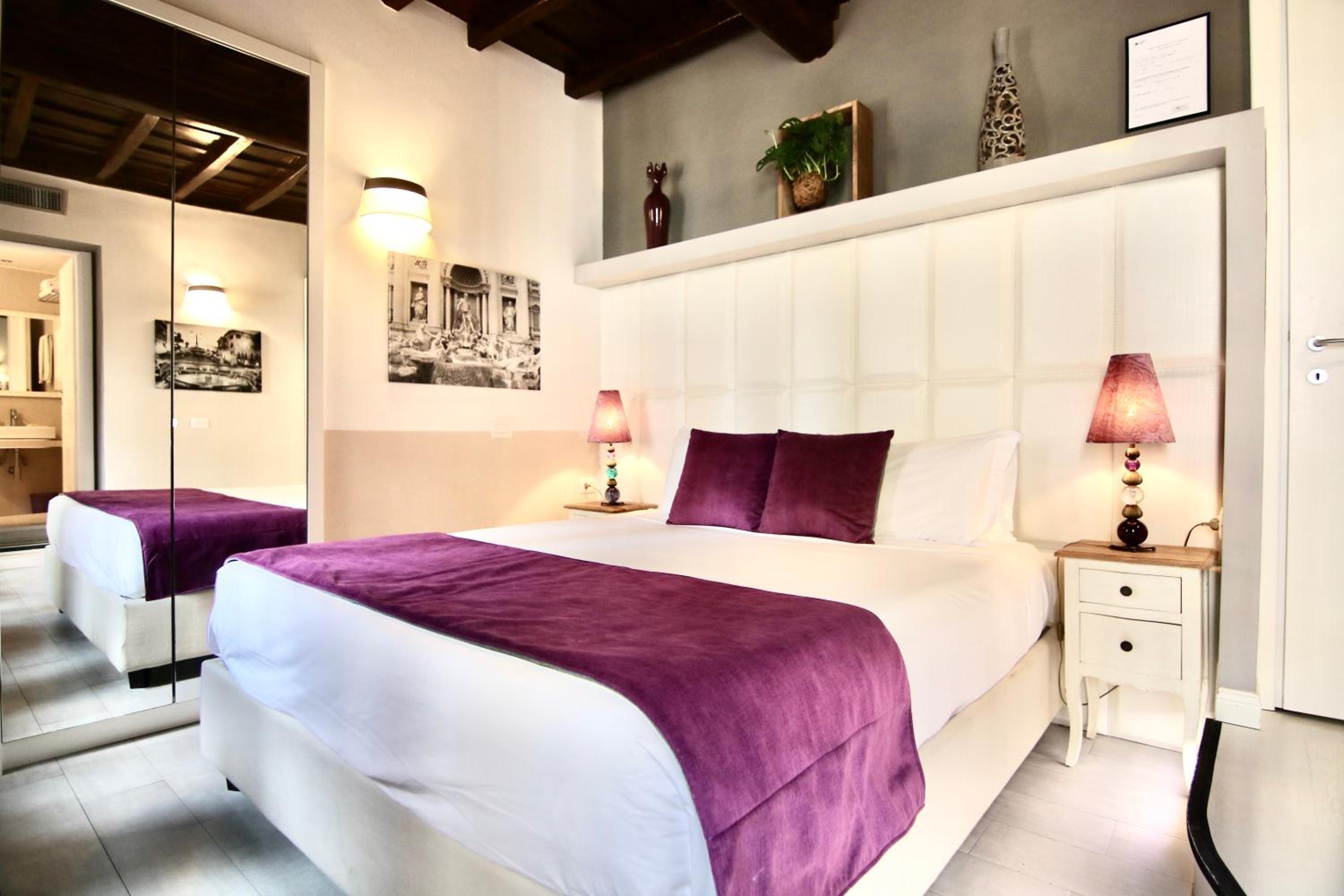 Deluxe Double Room with Shower photo 1