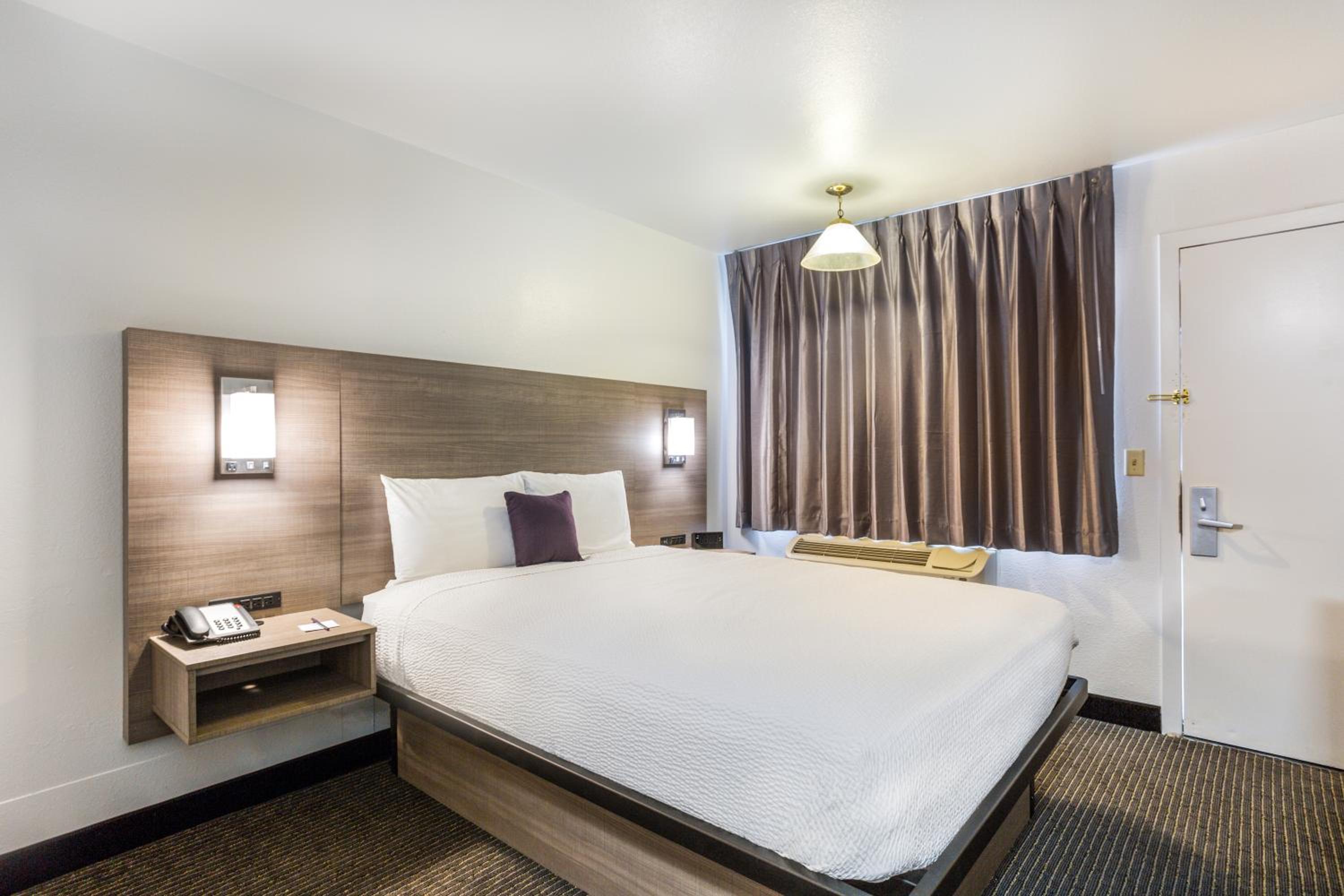 Standard Queen Room - Photo 3