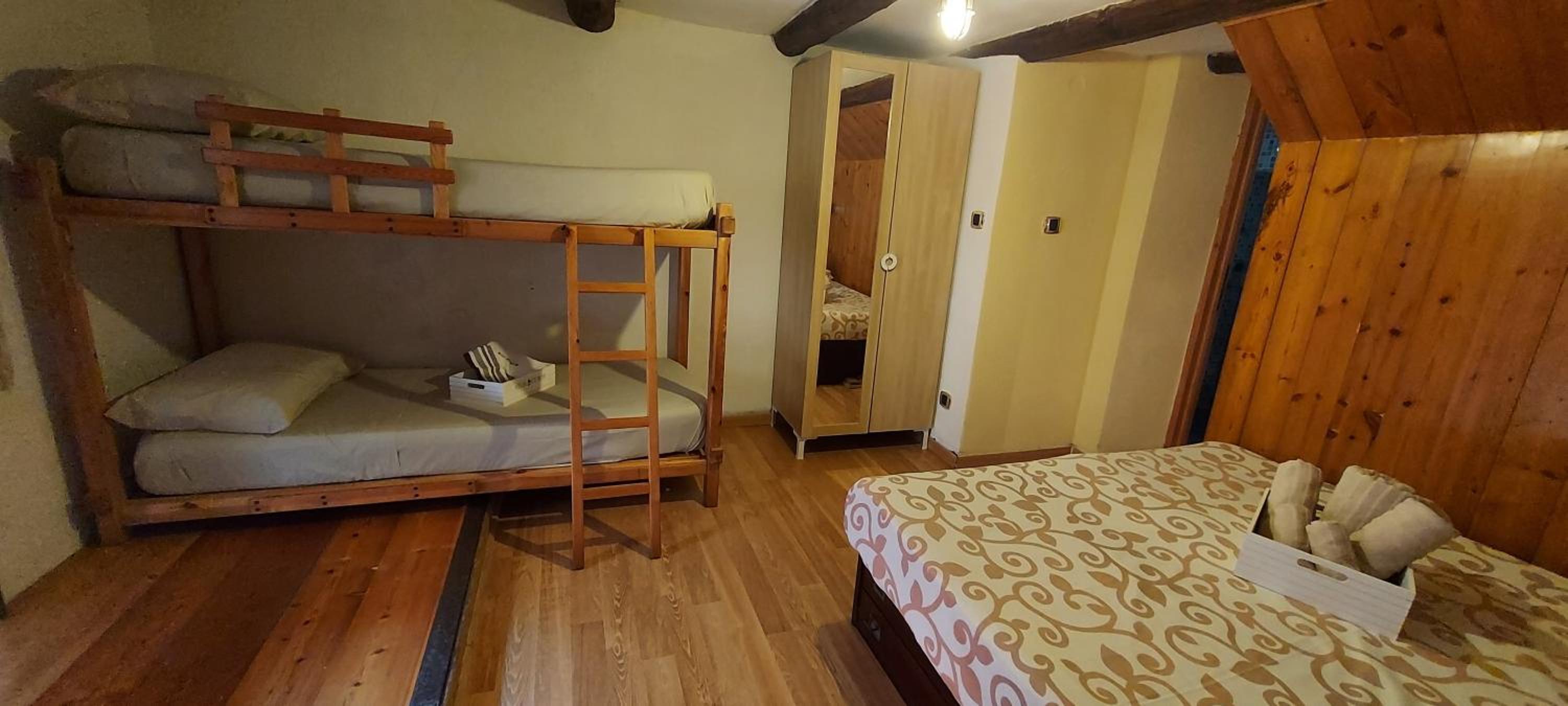 Deluxe Apartment - Photo 16